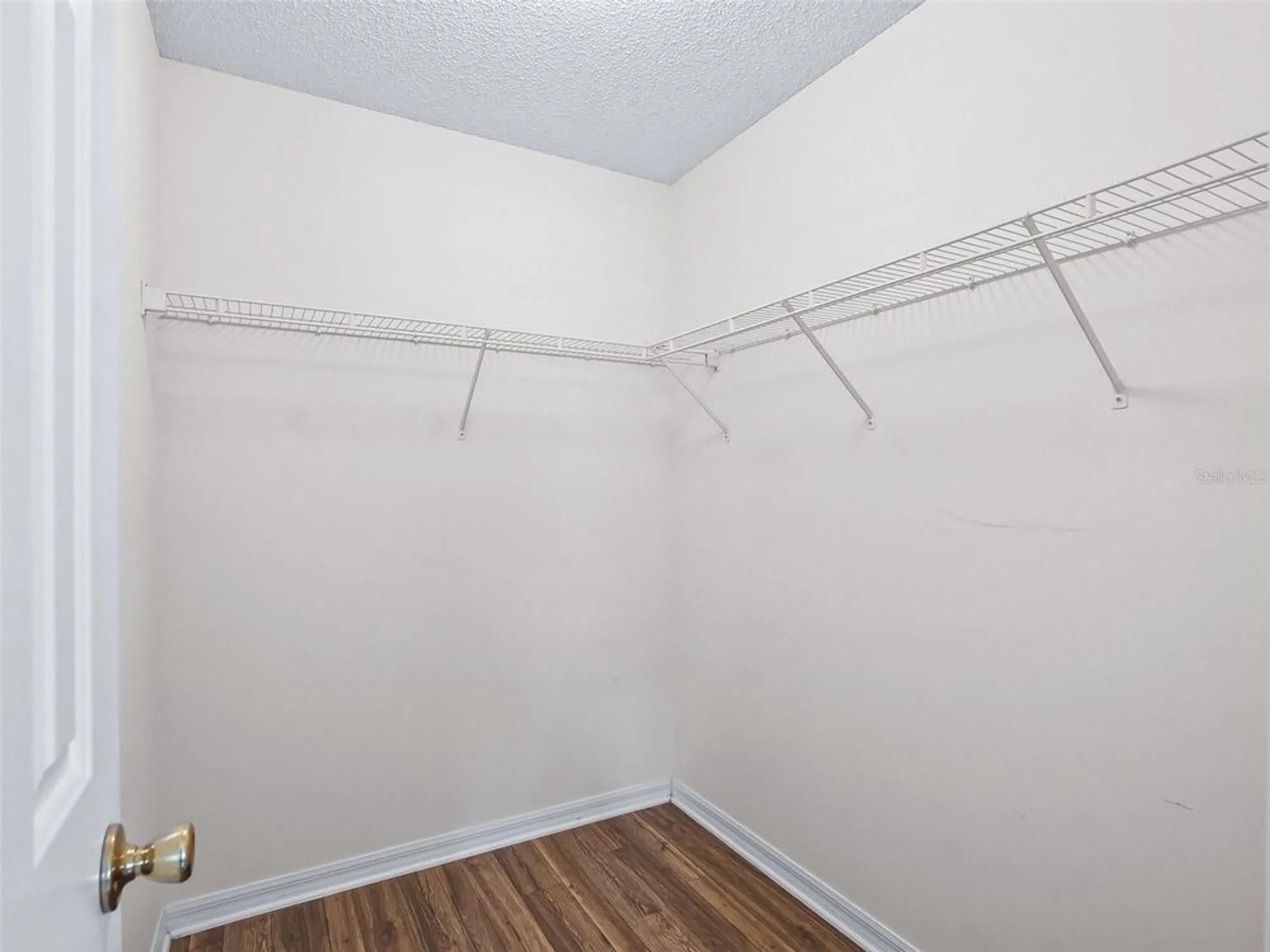 Property Slideshow image 21 of 53 | 744 hernandez dr, The Villages, FL, 32159