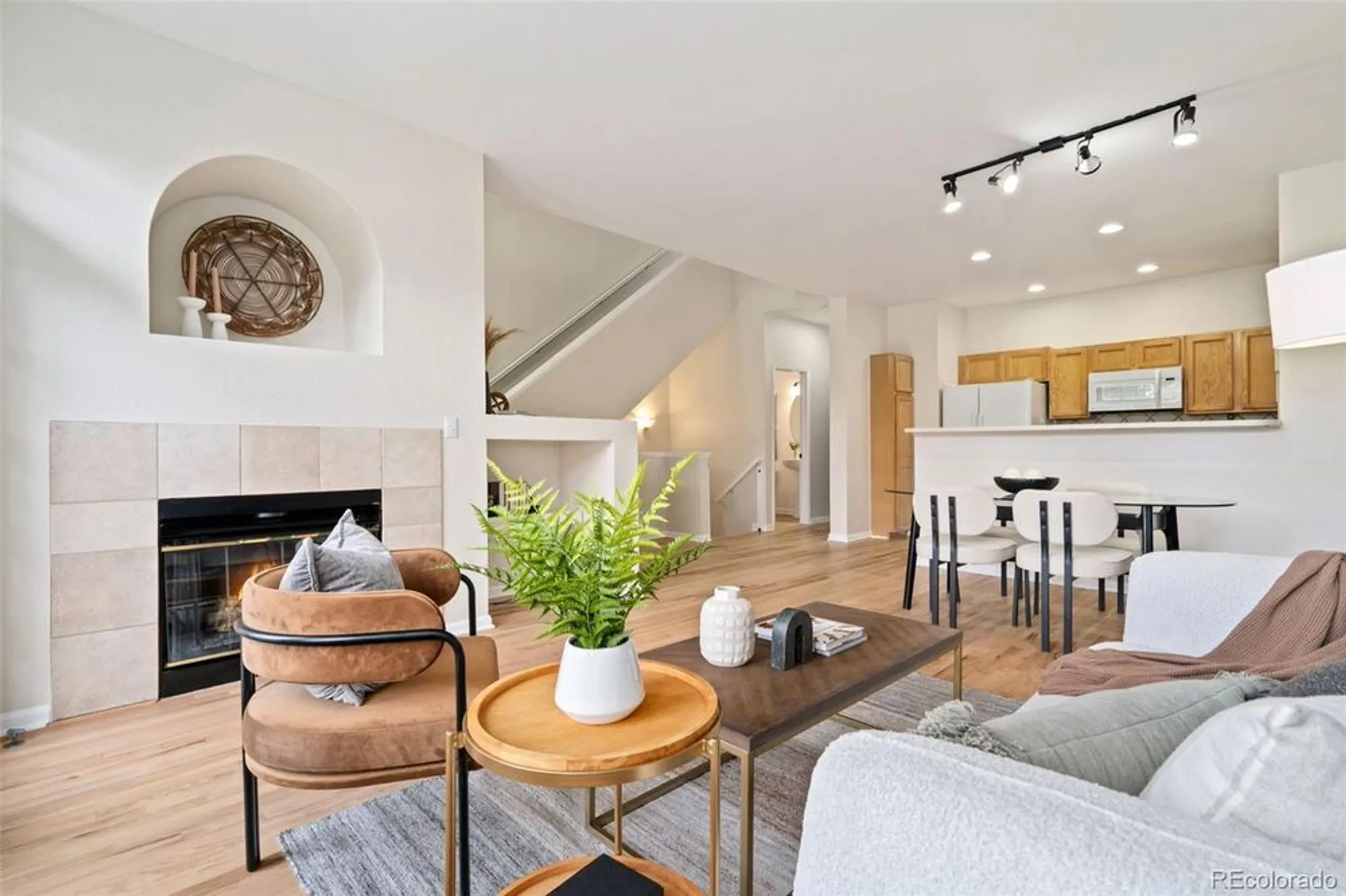 Property Slideshow image 4 of 41 | 2715 w greens dr, Littleton, CO, 80123