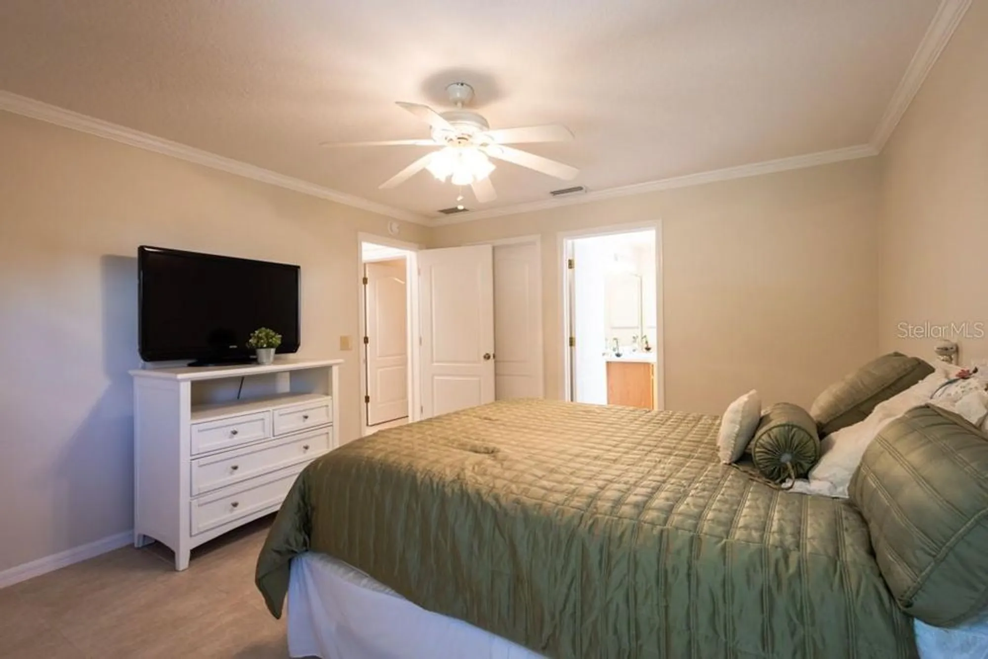 Property Slideshow image 16 of 30 | 3049 glenwood pl, The Villages, FL, 32162