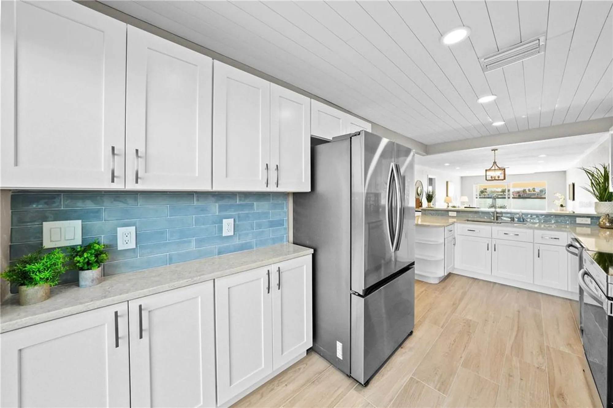 Property Slideshow image 23 of 54 | 642 boca ciega point blvd s, St Petersburg, FL, 33708