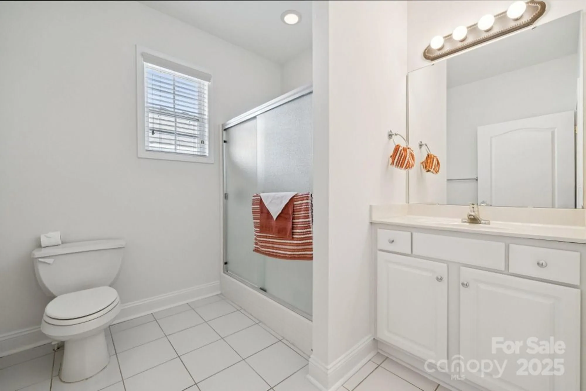 Property Slideshow image 18 of 29 | 10011 bishops gate blvd, Pineville, NC, 28134