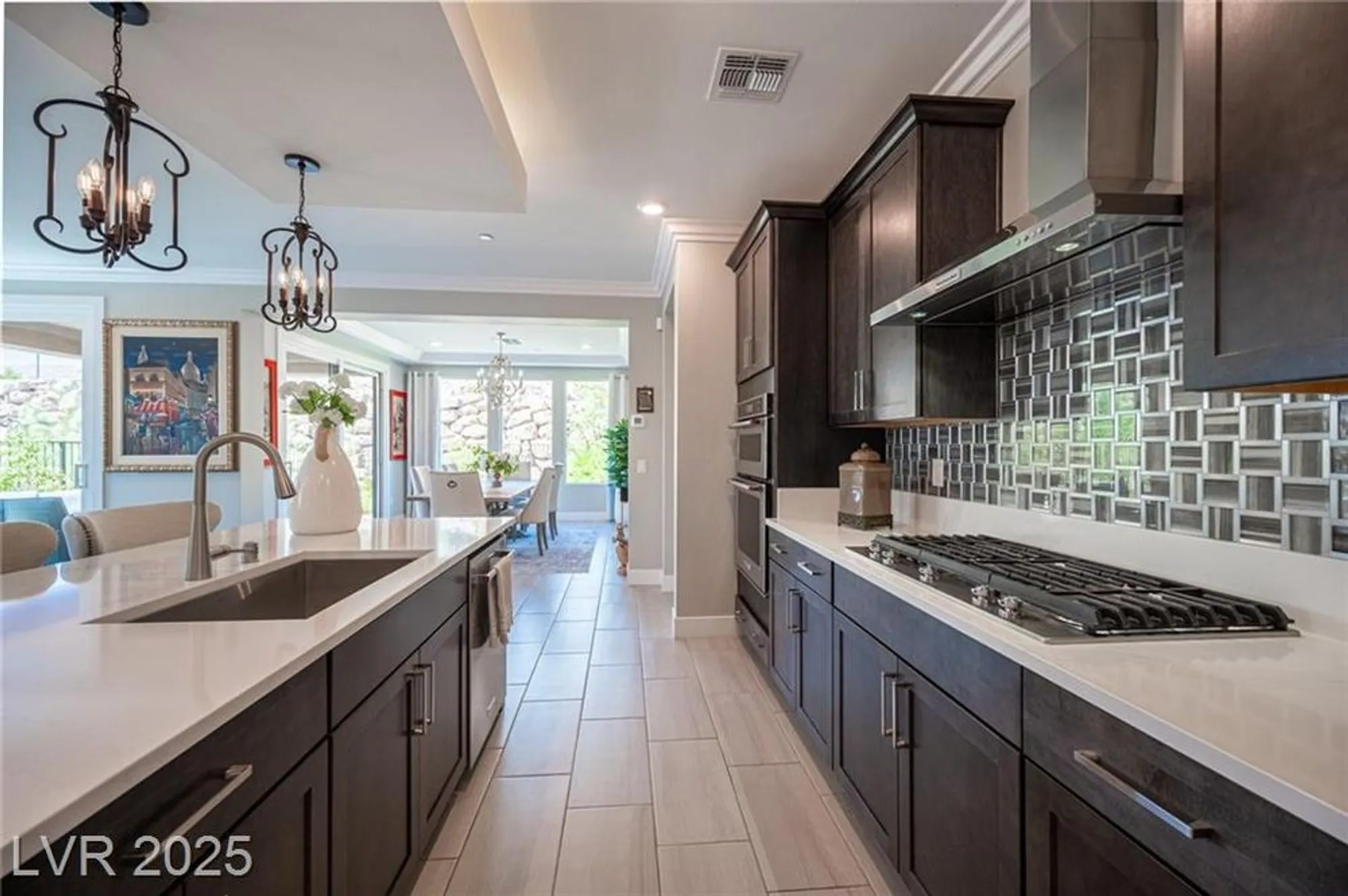 Property Slideshow image 13 of 55 | 35 cliffwater st, Henderson, NV, 89011