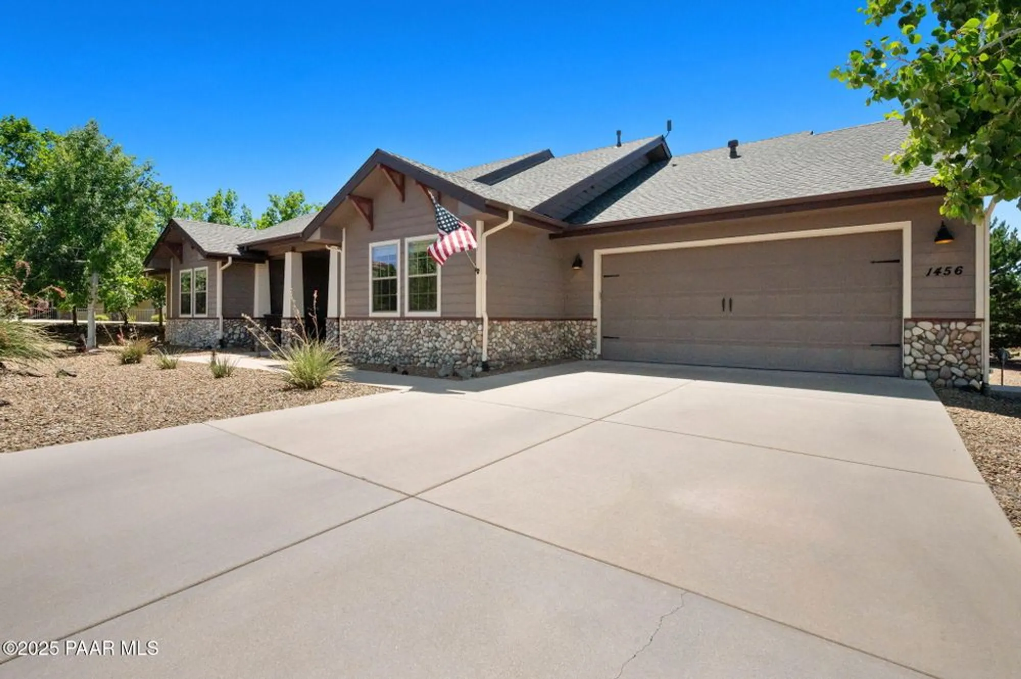 Property Slideshow image 8 of 63 | 1456 commonwealth st, Prescott, AZ, 86301