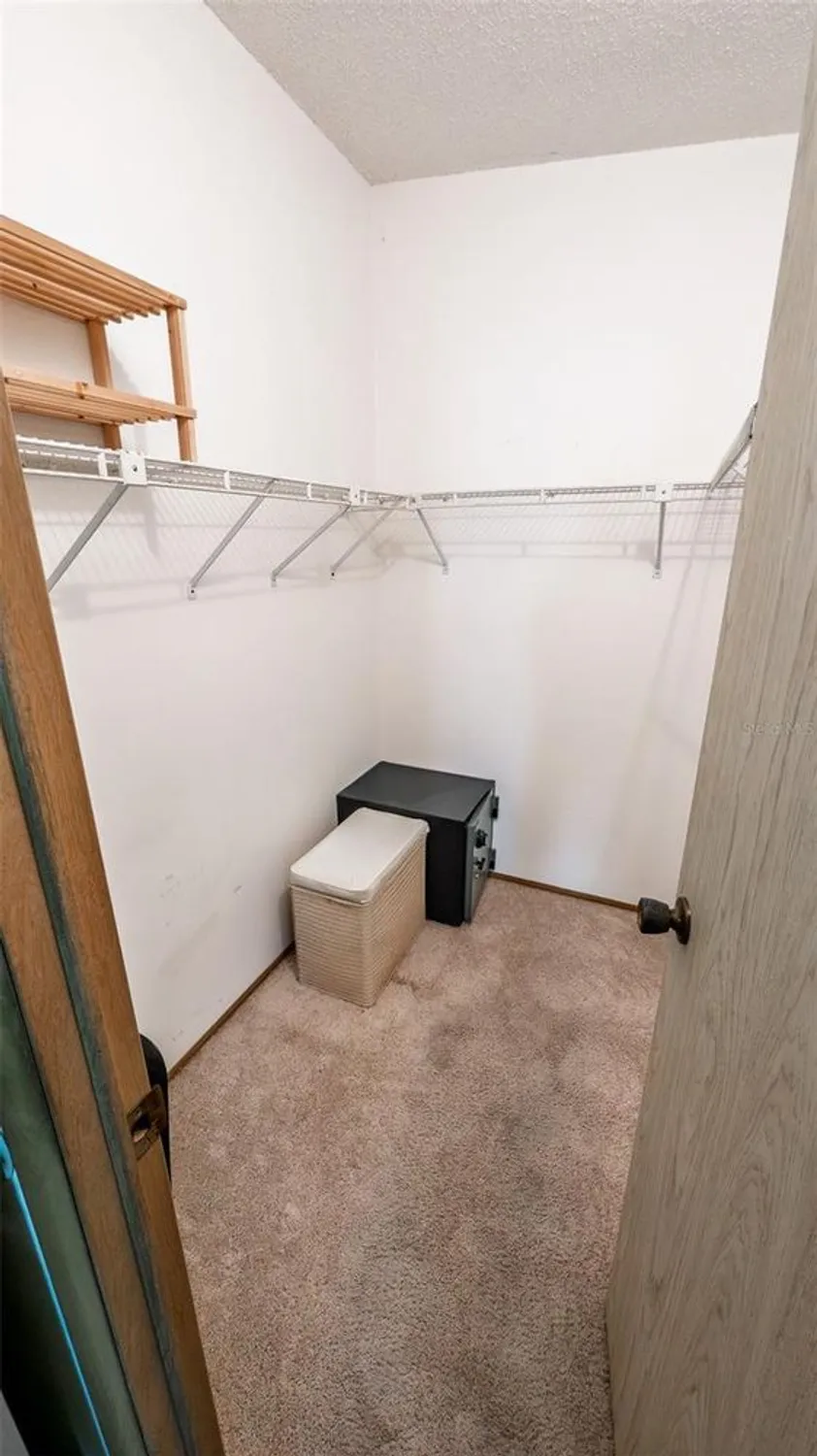 Property Slideshow image 16 of 25 | 1725 hilton head blvd, Lady Lake, FL, 32159