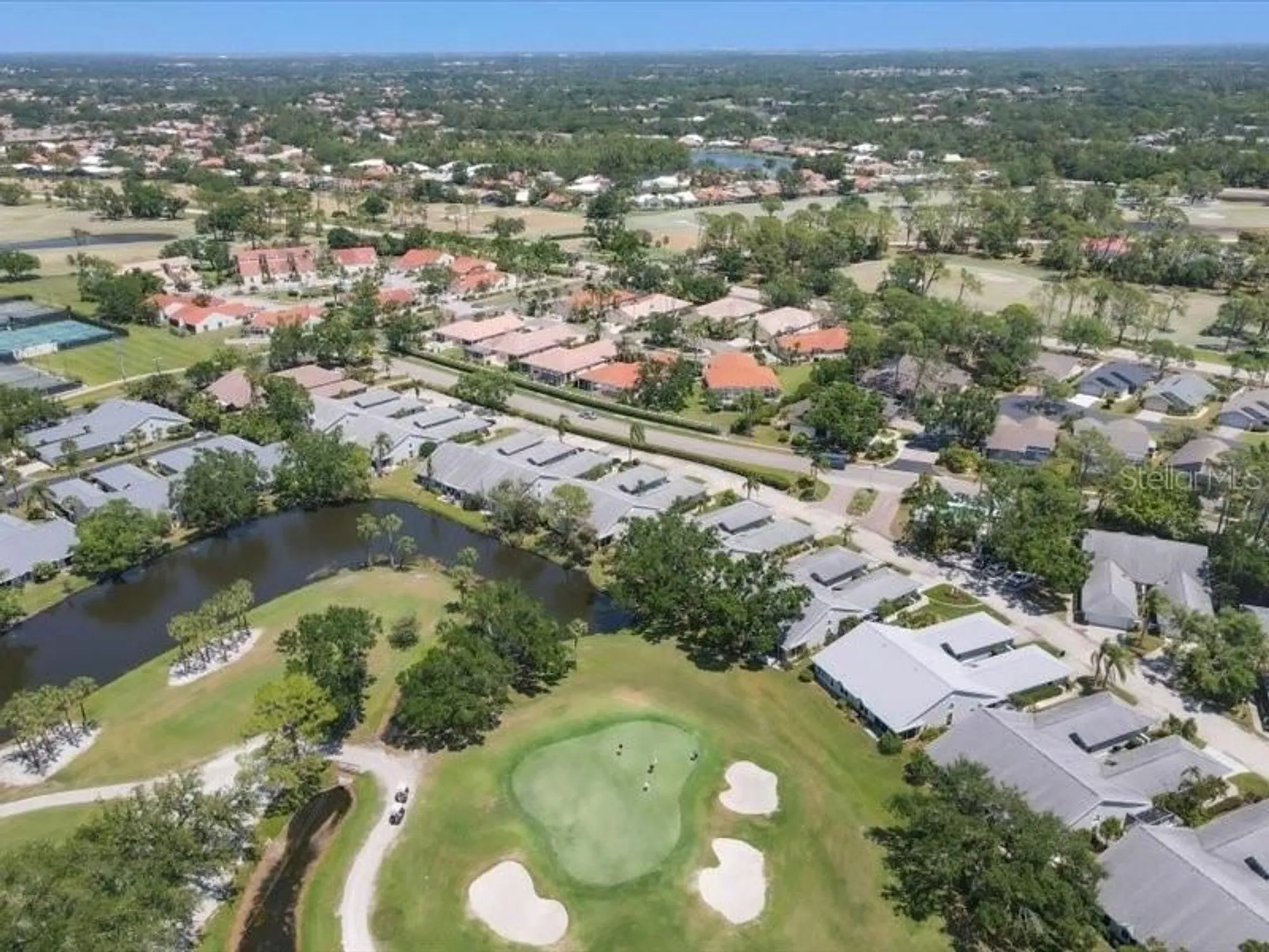 Property Slideshow image 36 of 54 | 7724 palm aire ln, Sarasota, FL, 34243