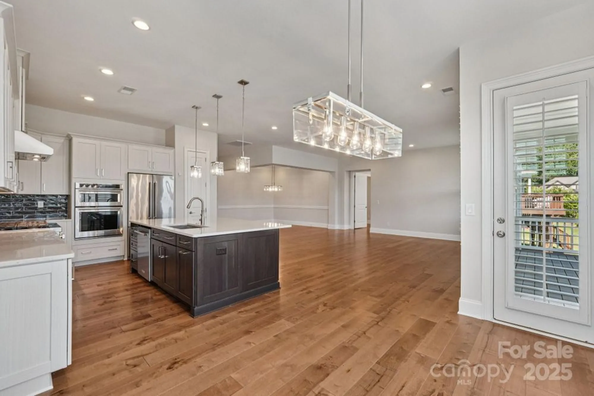 Property Slideshow image 13 of 47 | 45528 misty bluff dr, Charlotte, NC, 28278