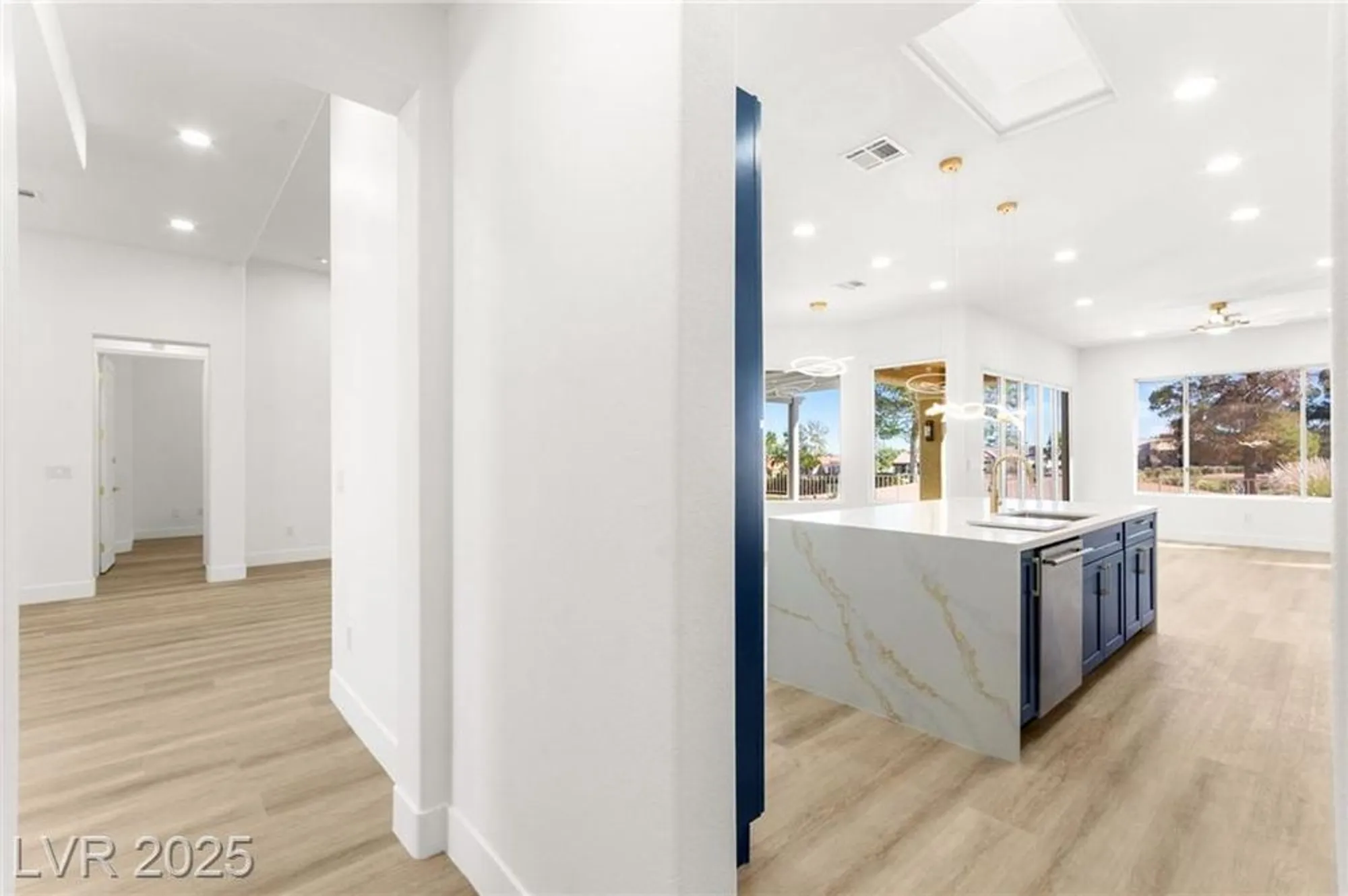 Property Slideshow image 31 of 99 | 3004 darby falls dr, Las Vegas, NV, 89134