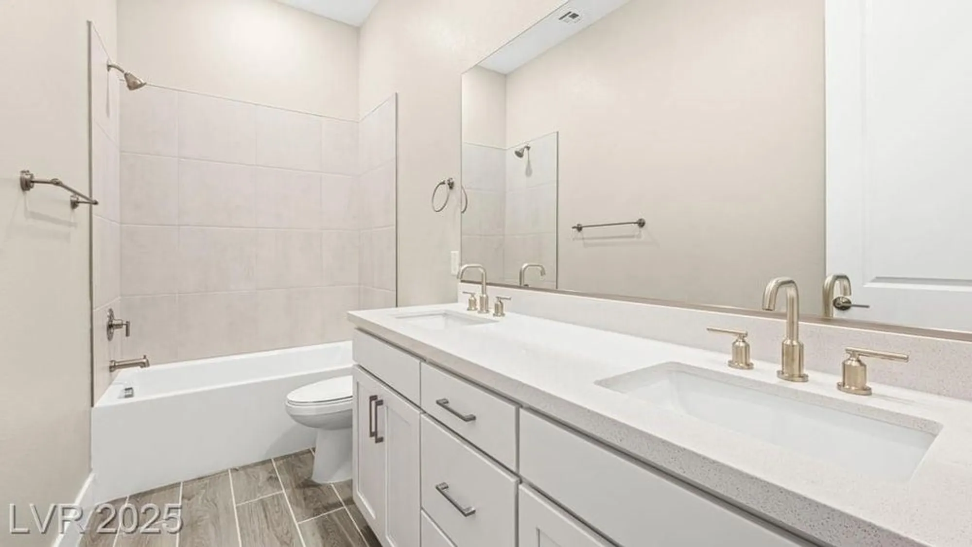 Property Slideshow image 33 of 50 | 243 paraggi bay dr, Henderson, NV, 89011