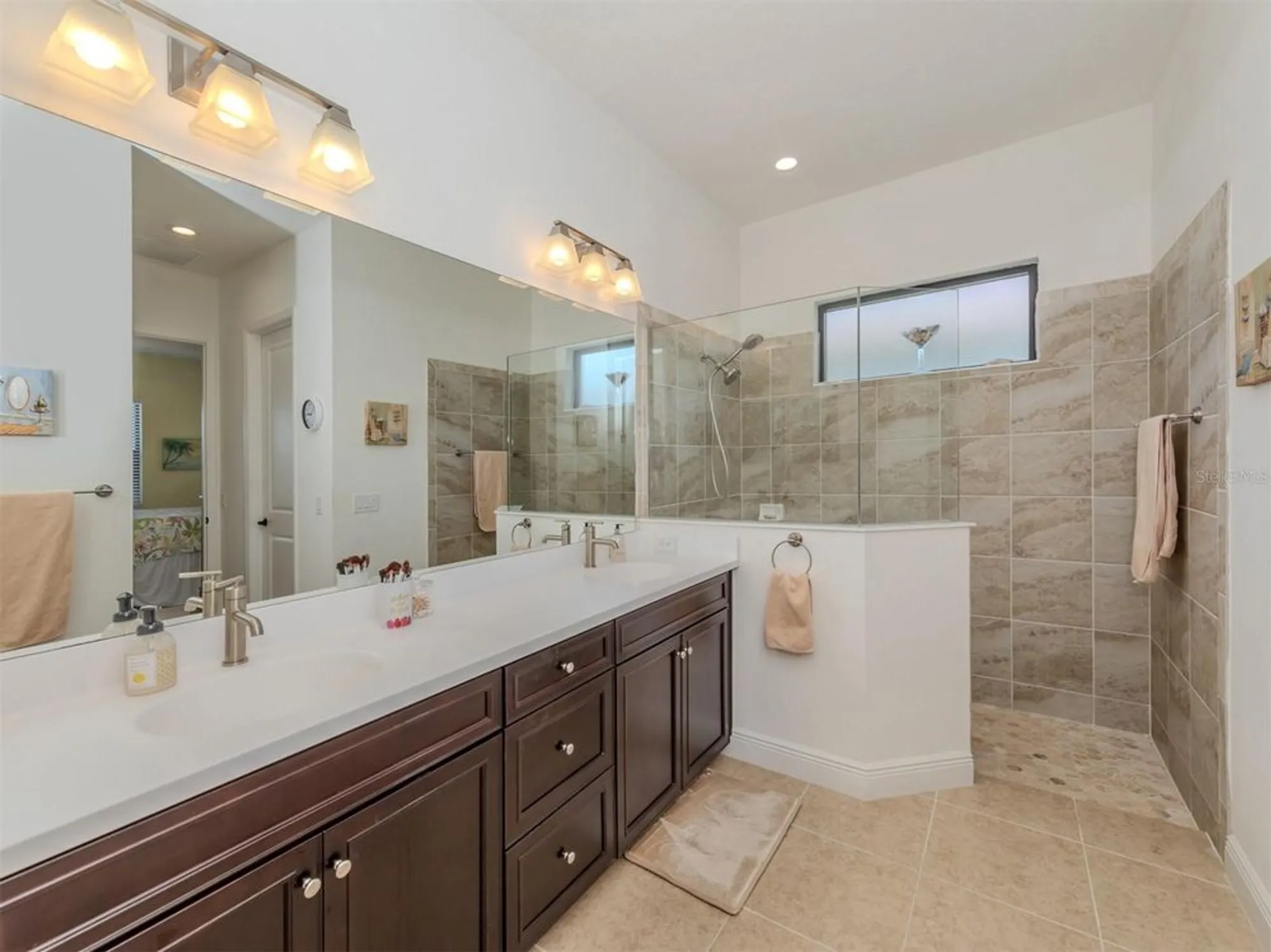 Property Slideshow image 15 of 60 | 26825 weiskopf dr, Englewood, FL, 34223