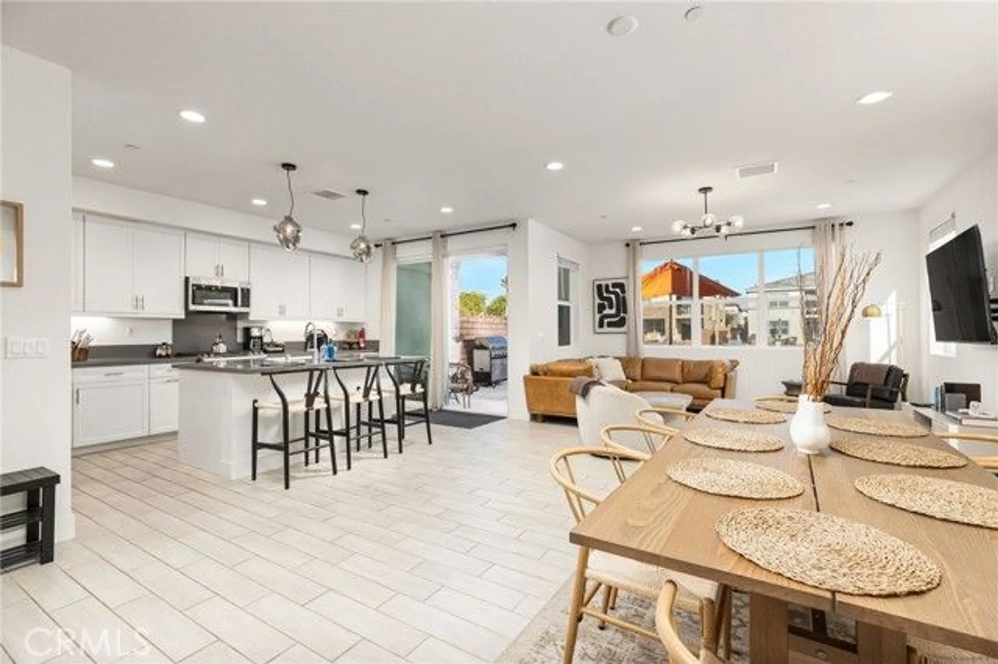 Property Slideshow image 4 of 30 | 43092 armonia ct, Indio, CA, 92203