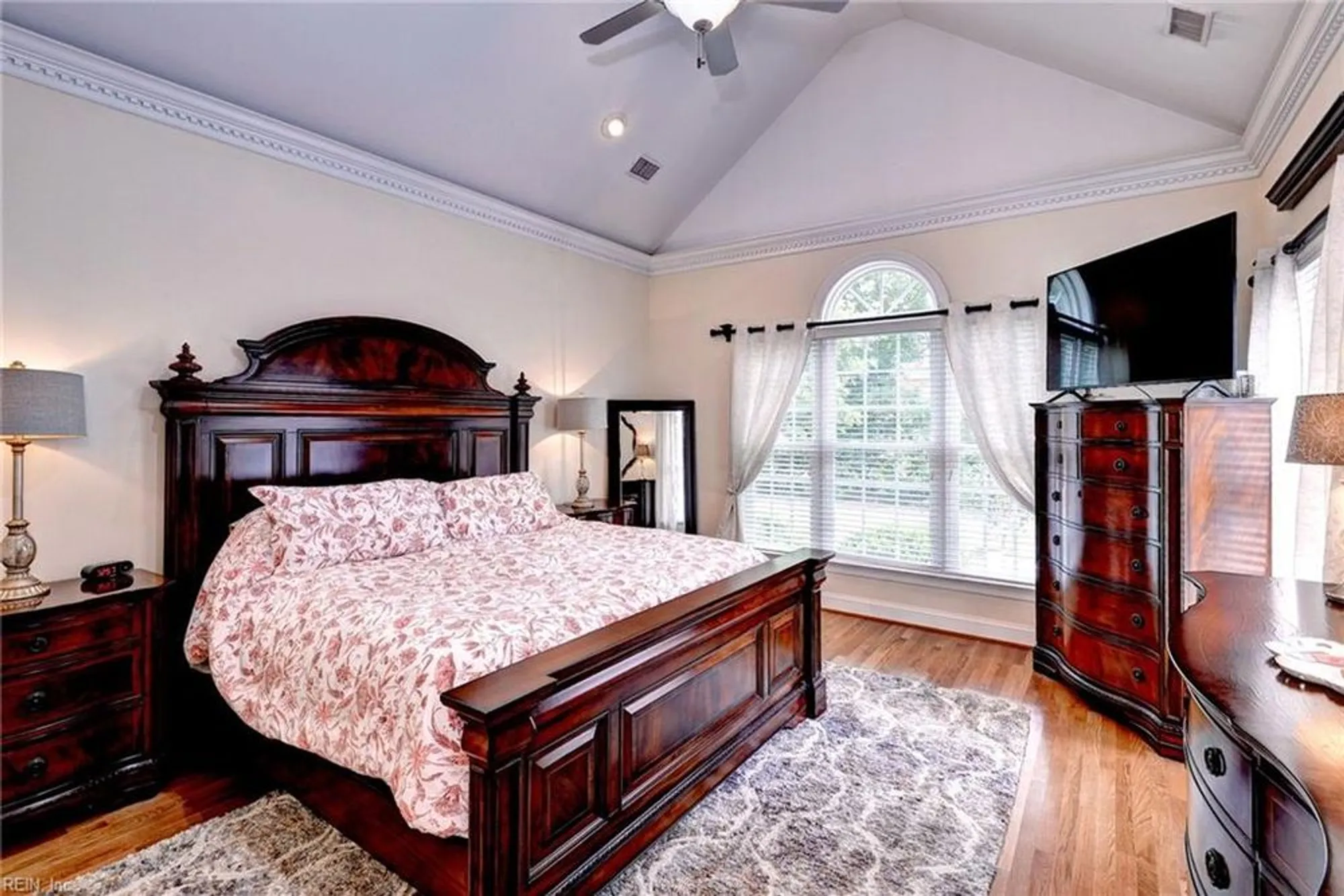 Property Slideshow image 19 of 37 | 104 nottinghamshire, Williamsburg, VA, 23188