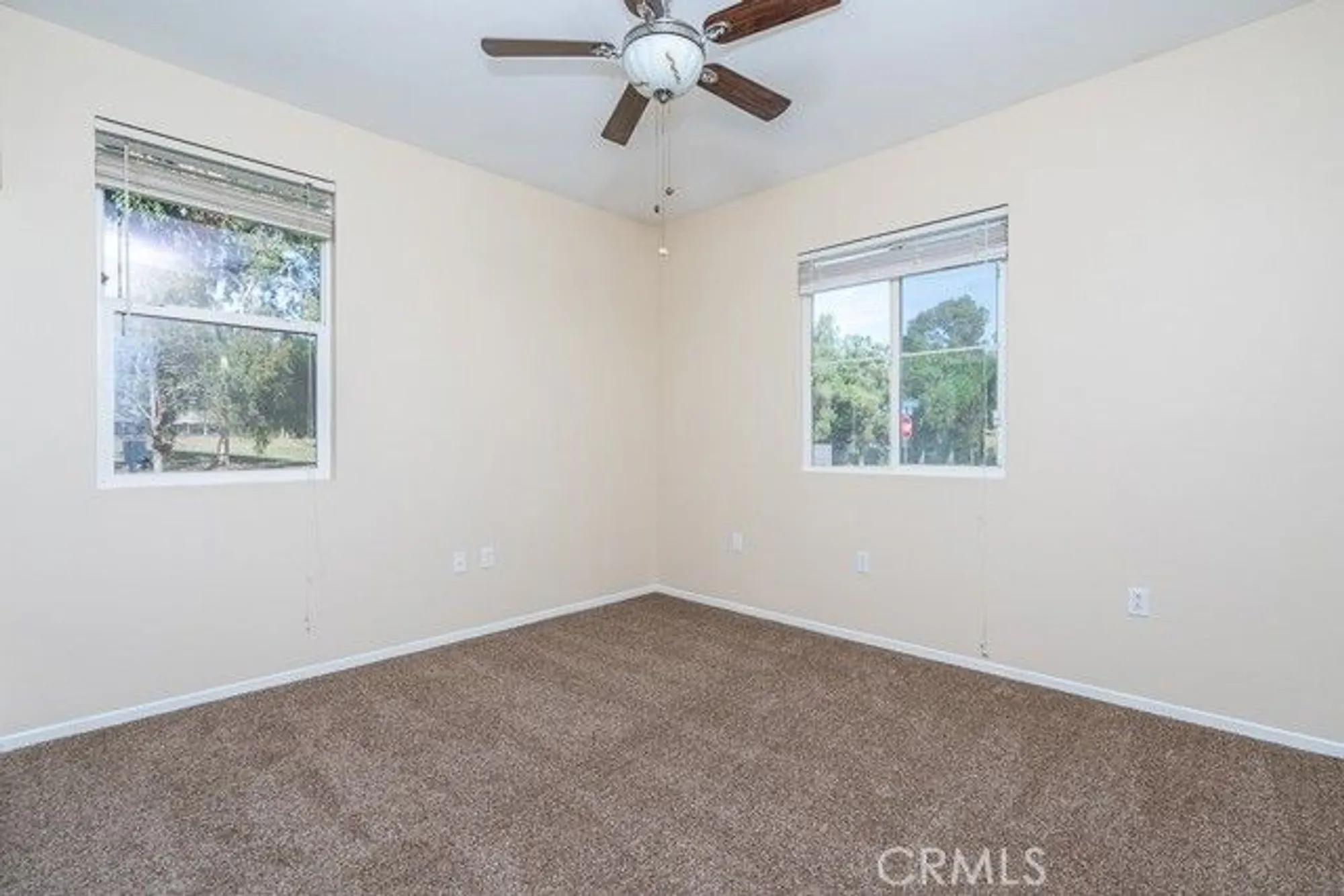 Property Slideshow image 30 of 56 | 241 carner ln, Hemet, CA, 92545