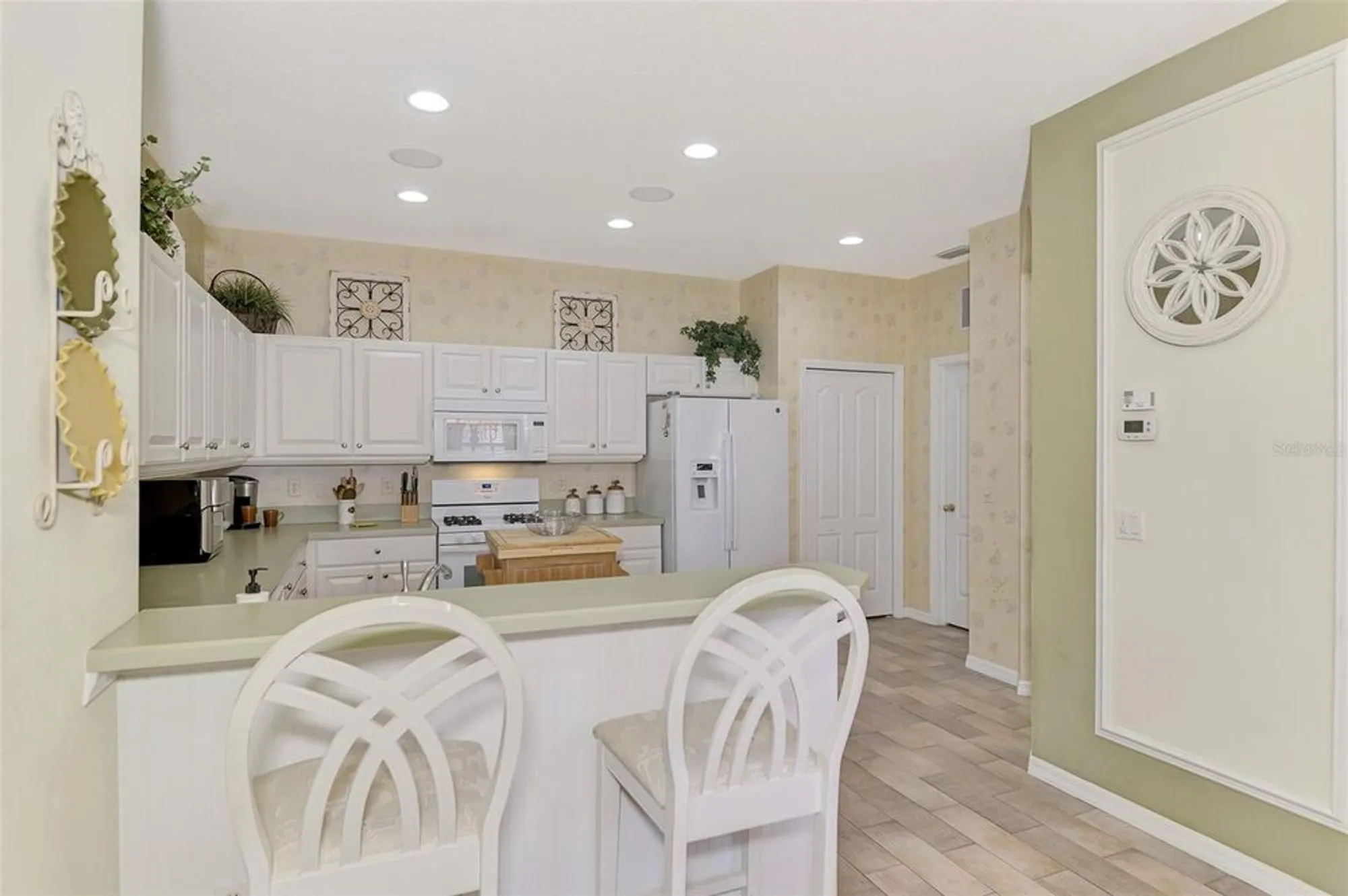 Property Slideshow image 18 of 51 | 4259 whispering oaks dr, North Port, FL, 34287