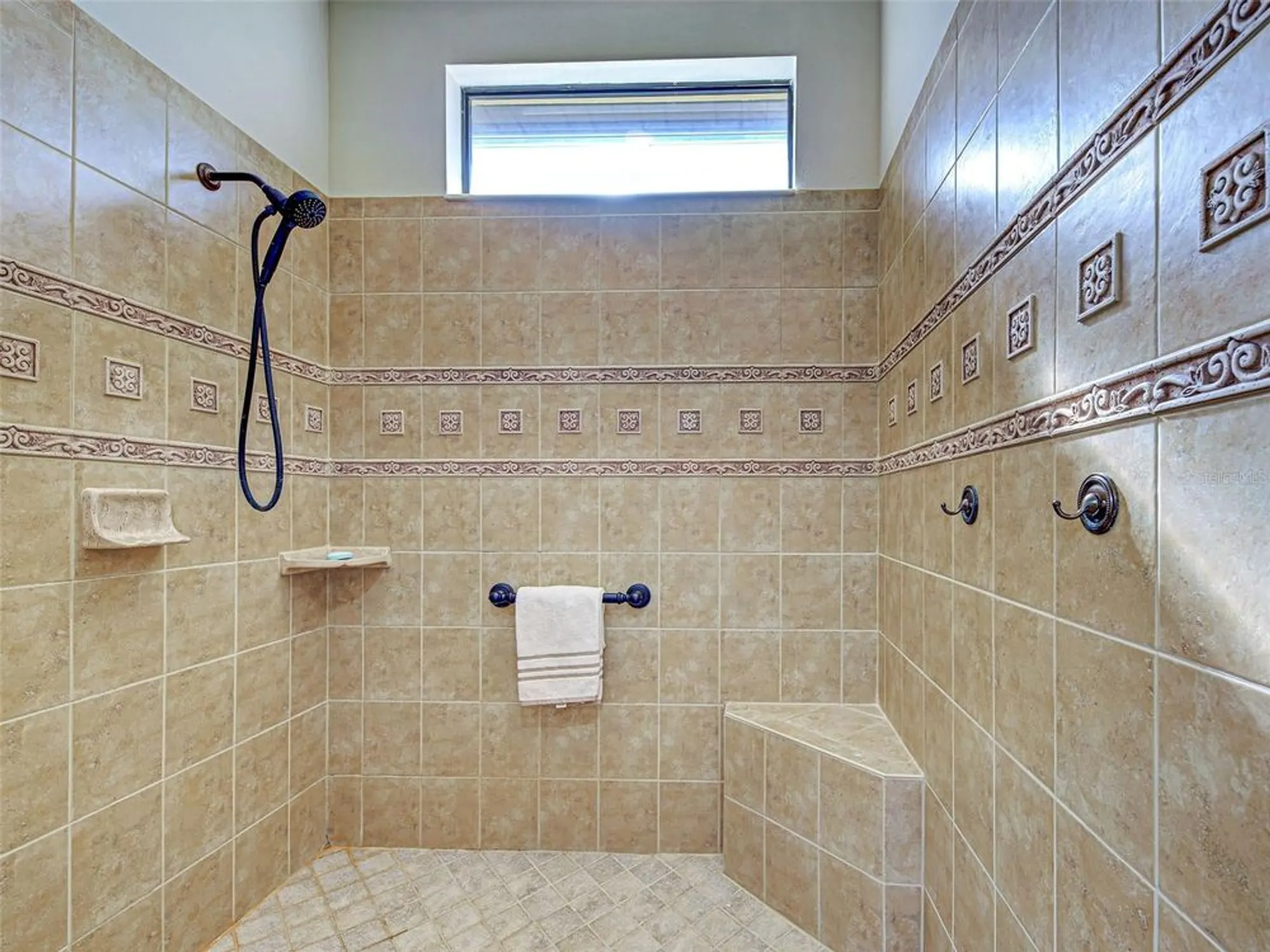 Property Slideshow image 31 of 65 | 20612 capello dr, Venice, FL, 34292
