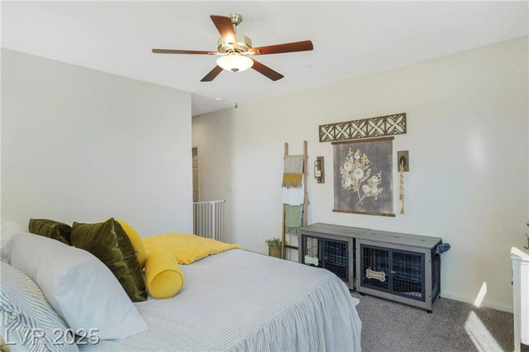 Property Slideshow image 43 of 68 | 1844 wolfcreek falls ct, Henderson, NV, 89044