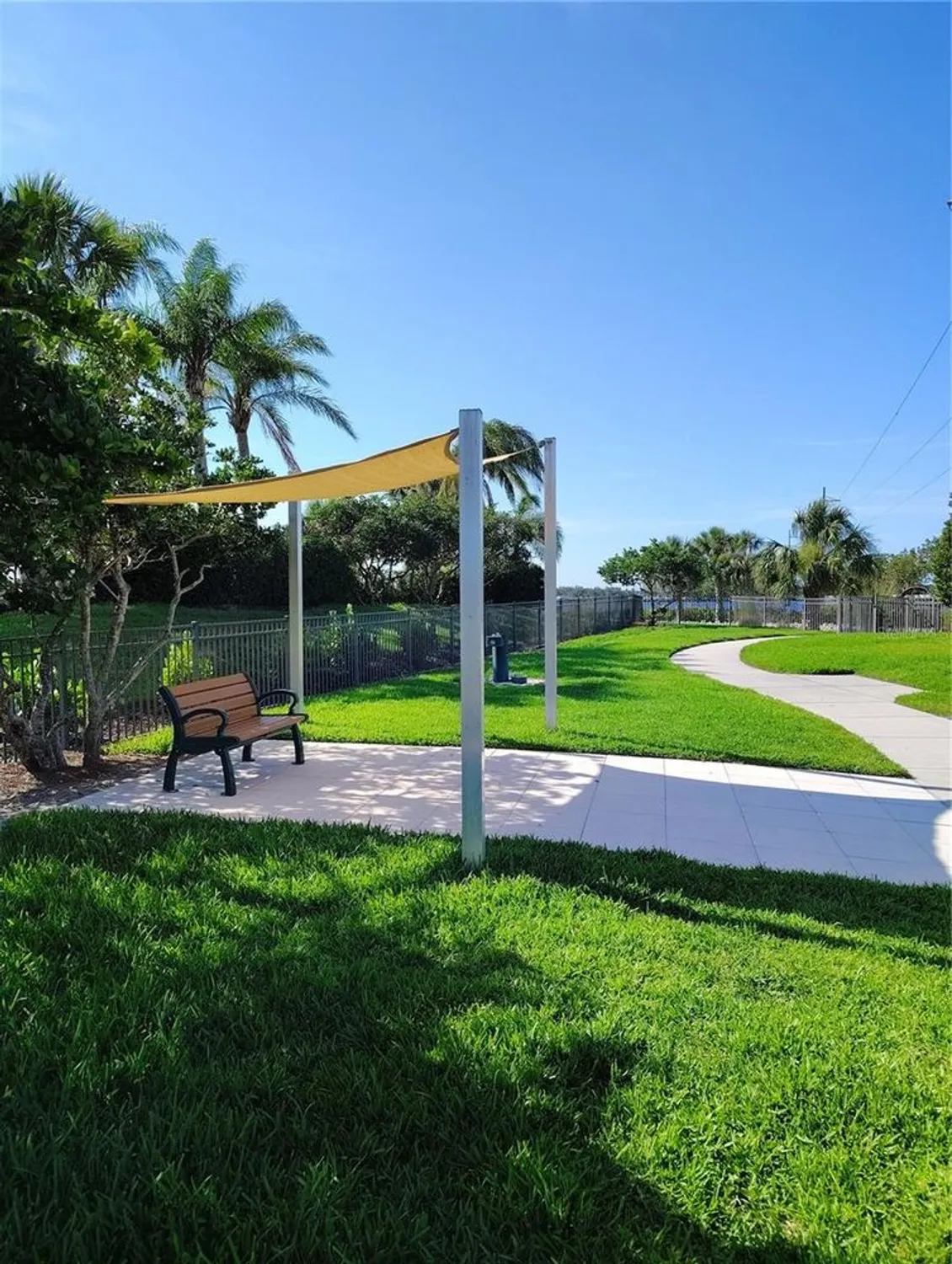 Property Slideshow image 73 of 84 | 1264 riverscape st b, Bradenton, FL, 34208