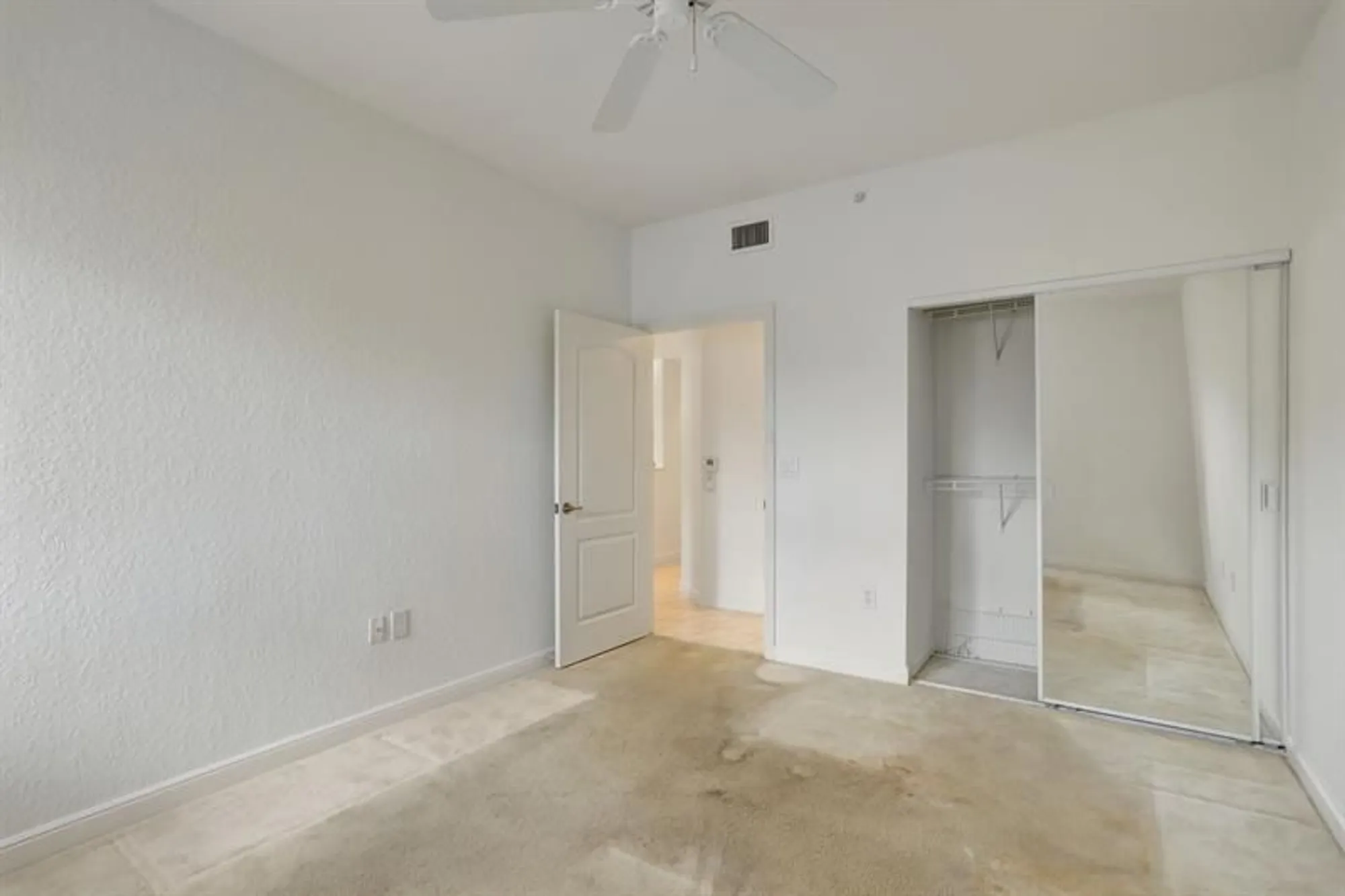 Property Slideshow image 11 of 36 | 7727 southampton ter 205, Tamarac, FL, 33321