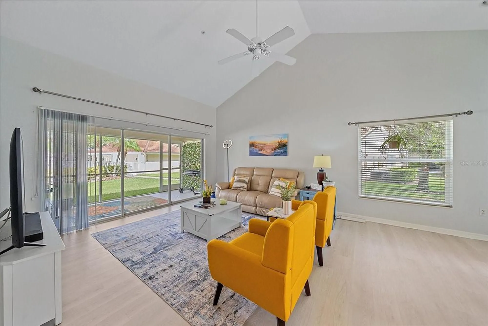 Property Slideshow image 5 of 36 | 7123 cedar hollow cir, Bradenton, FL, 34203