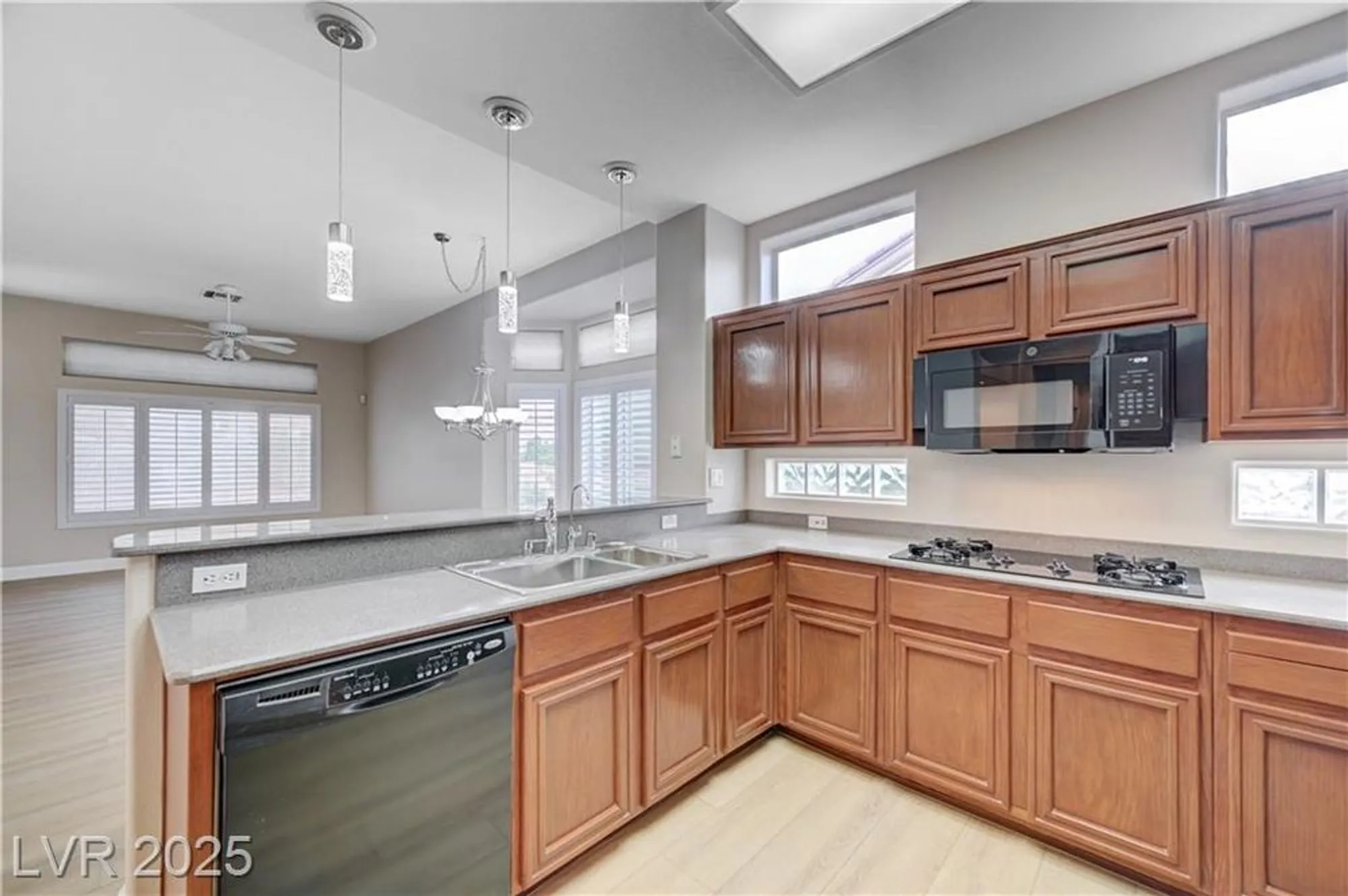 Property Slideshow image 19 of 77 | 2801 byron dr, Las Vegas, NV, 89134
