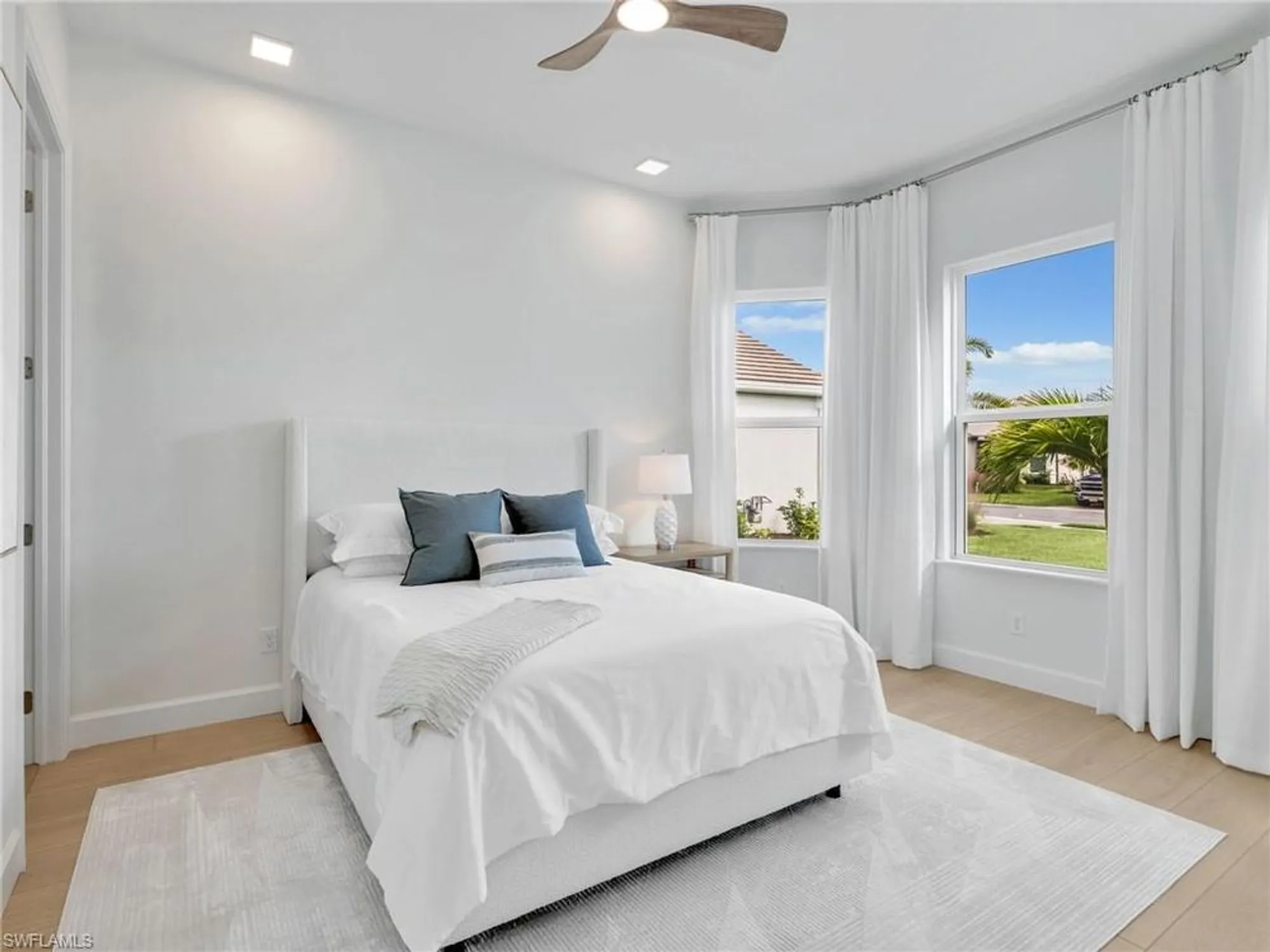 Property Slideshow image 20 of 46 | 11934 molto dr, Fort Myers, FL, 33913