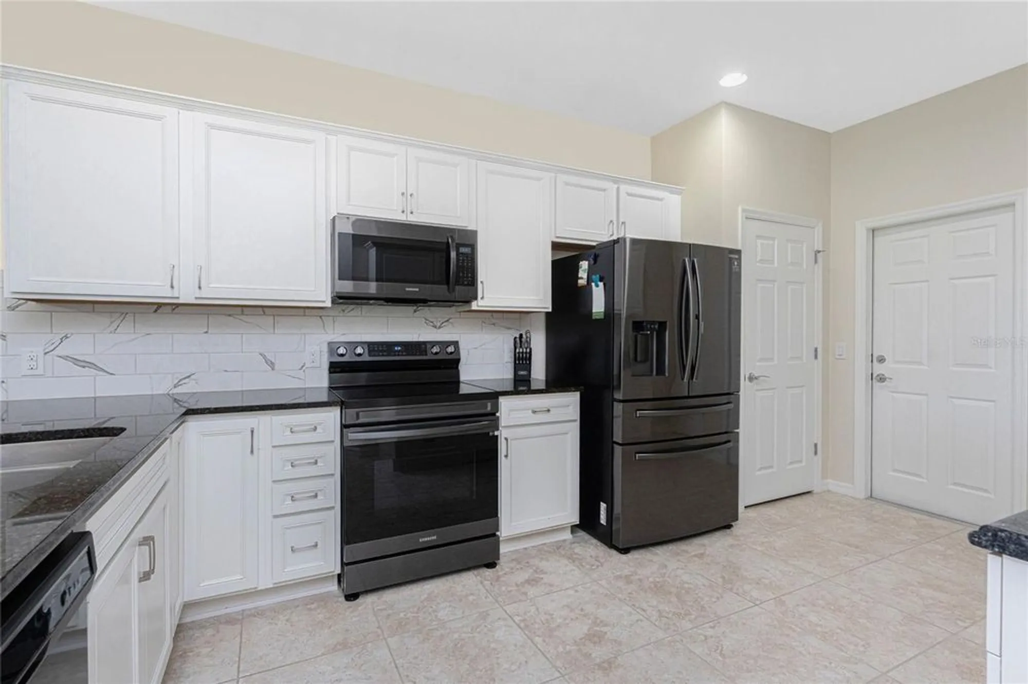 Property Slideshow image 15 of 66 | 13873 alafaya st, Venice, FL, 34293