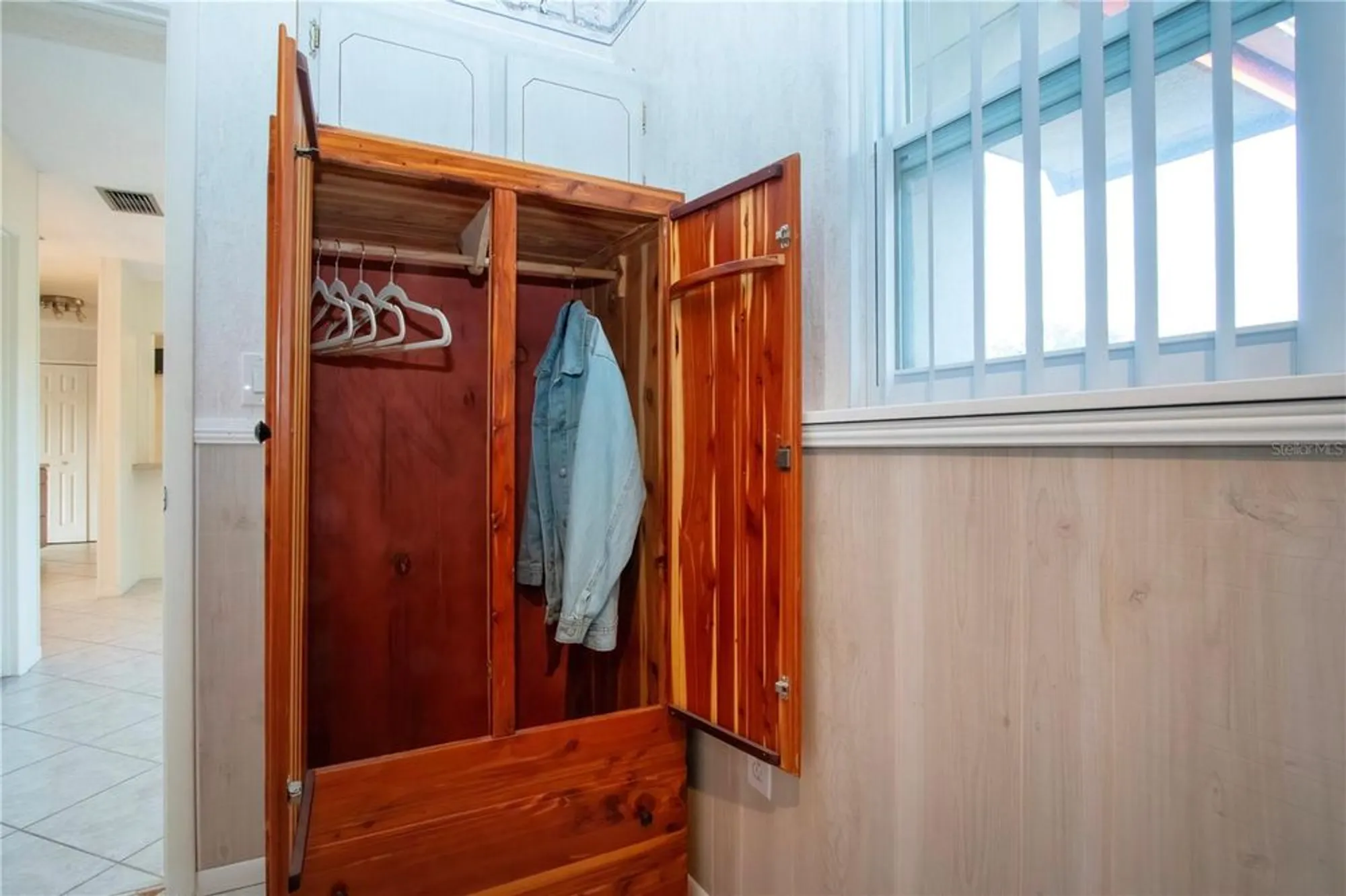 Property Slideshow image 27 of 37 | 1730 w del webb blvd, Sun City Center, FL, 33573