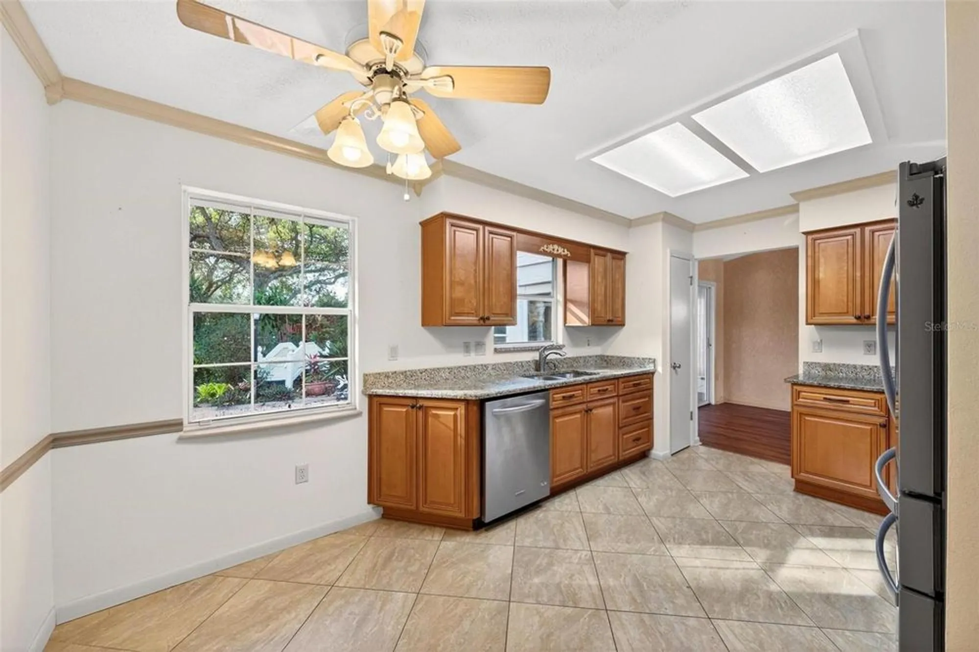 Property Slideshow image 12 of 34 | 2215 orkney dr, Leesburg, FL, 34788