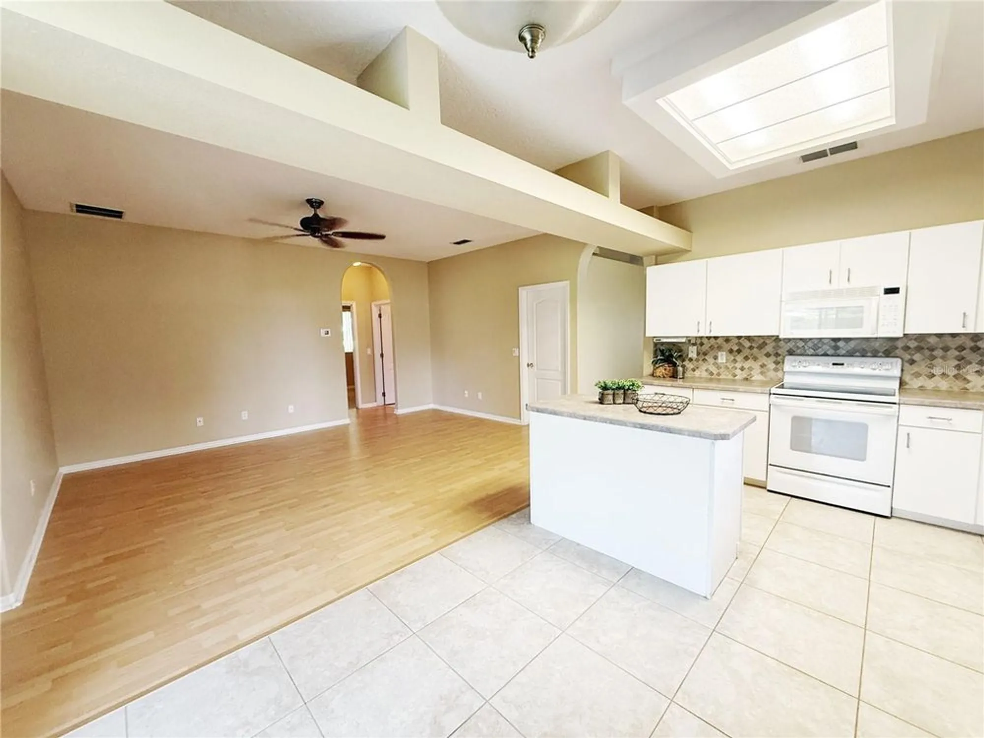 Property Slideshow image 7 of 53 | 3416 capland ave, Clermont, FL, 34711
