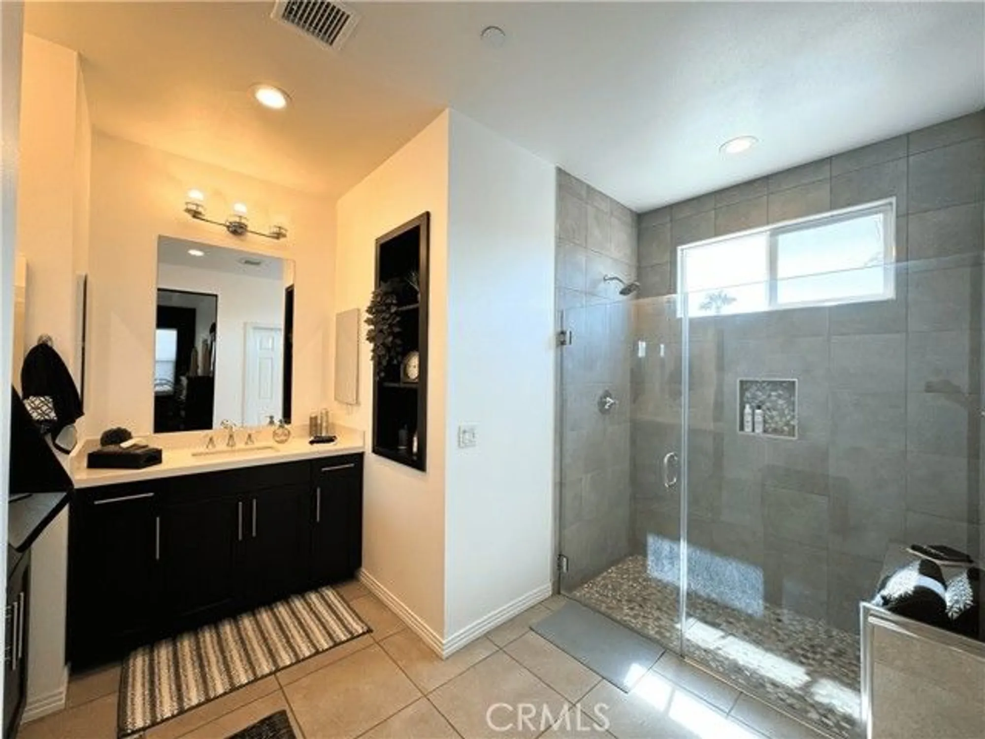 Property Slideshow image 29 of 44 | 39995 alba way, Palm Desert, CA, 92211