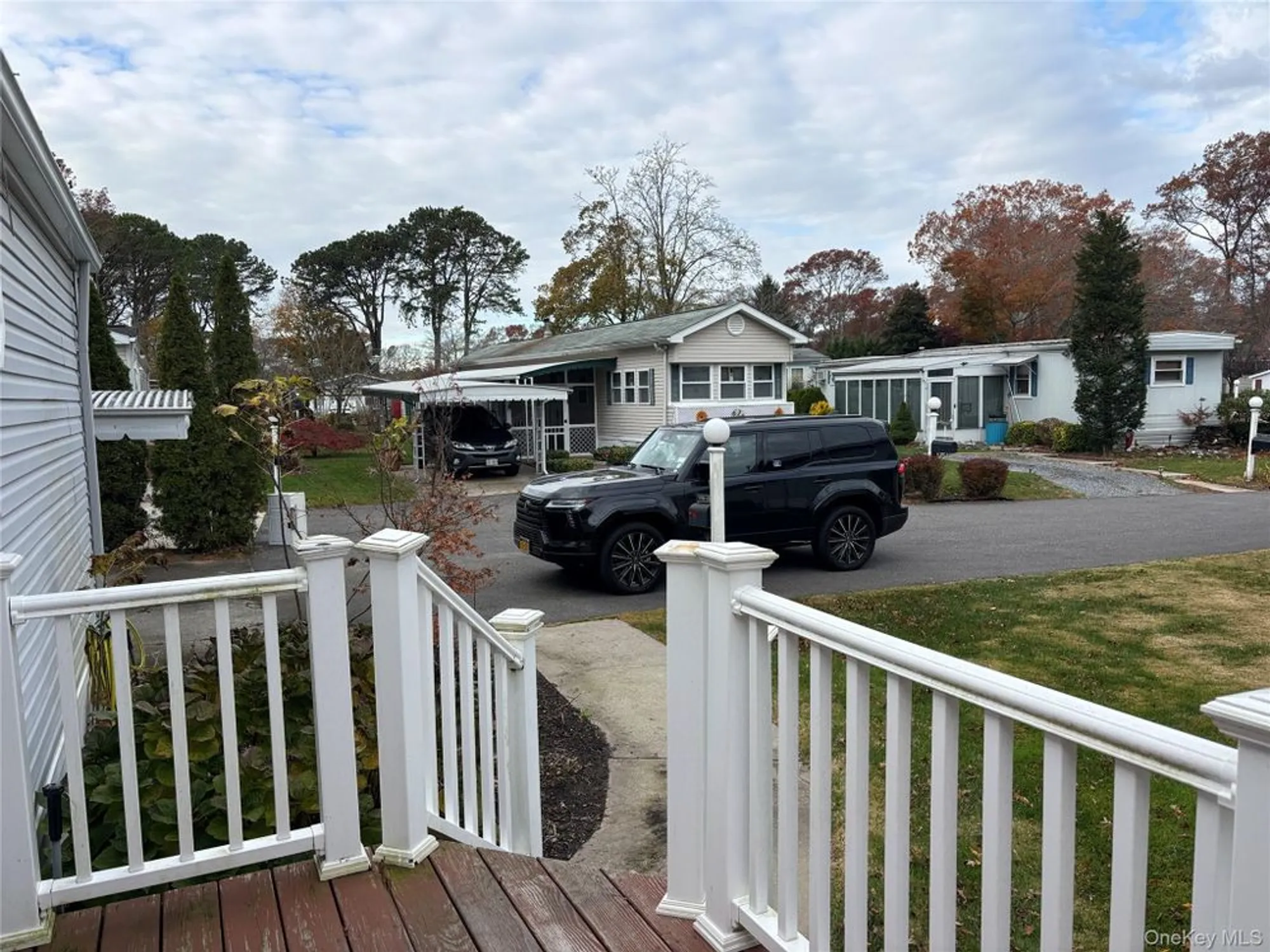 Property Slideshow image 2 of 28 | 1661 old country rd unit 280, Riverhead, NY, 11901