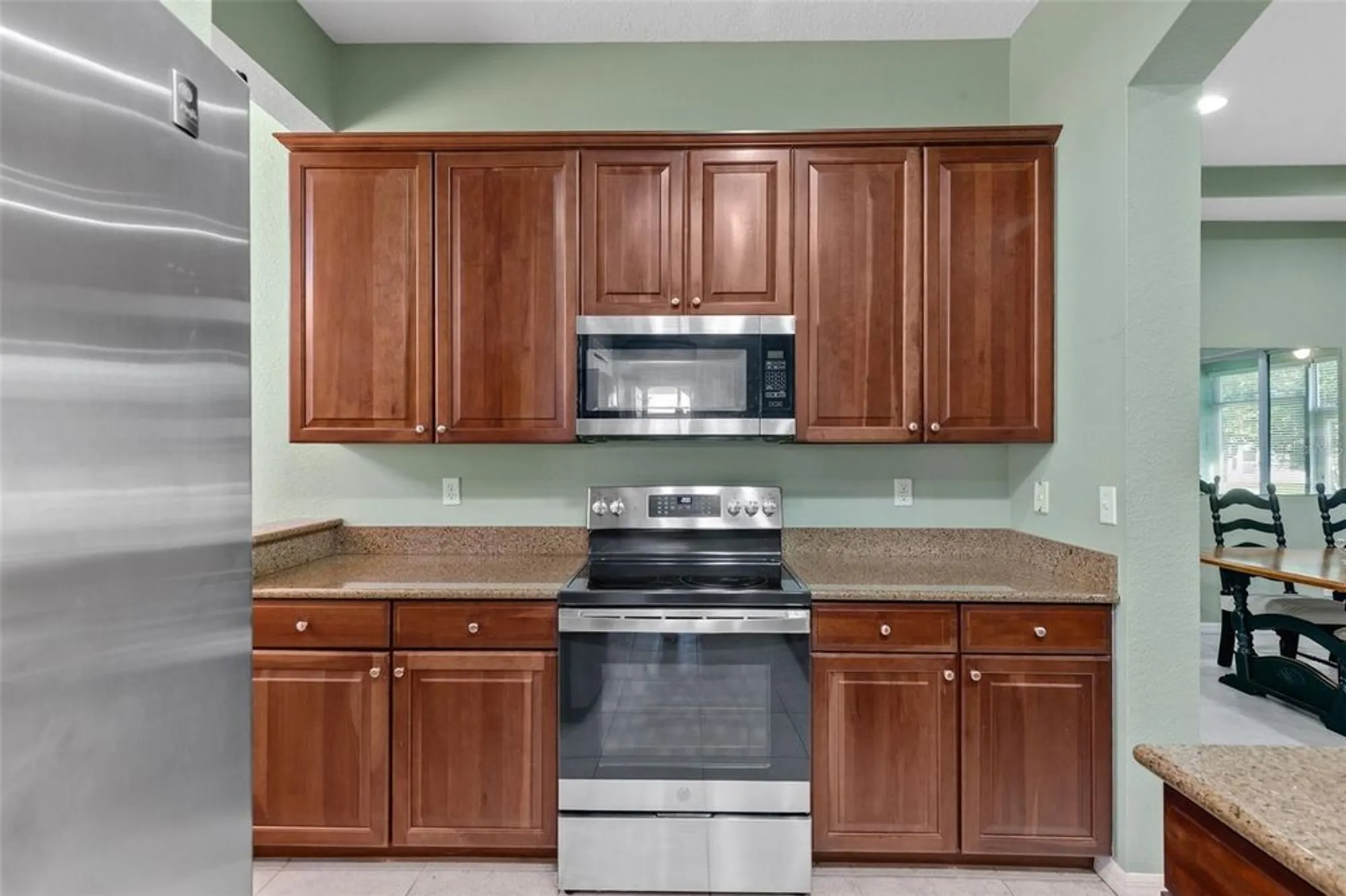 Property Slideshow image 31 of 64 | 2404 kensington greens dr, Sun City Center, FL, 33573