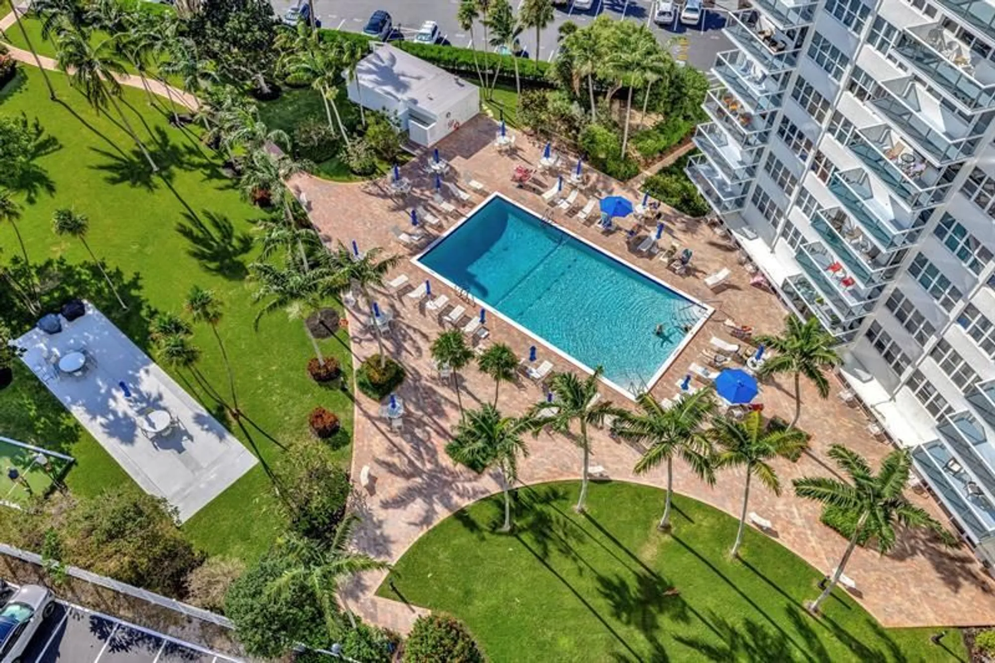 Property Slideshow image 19 of 49 | 3300 ne 36th st 1516, Fort Lauderdale, FL, 33308