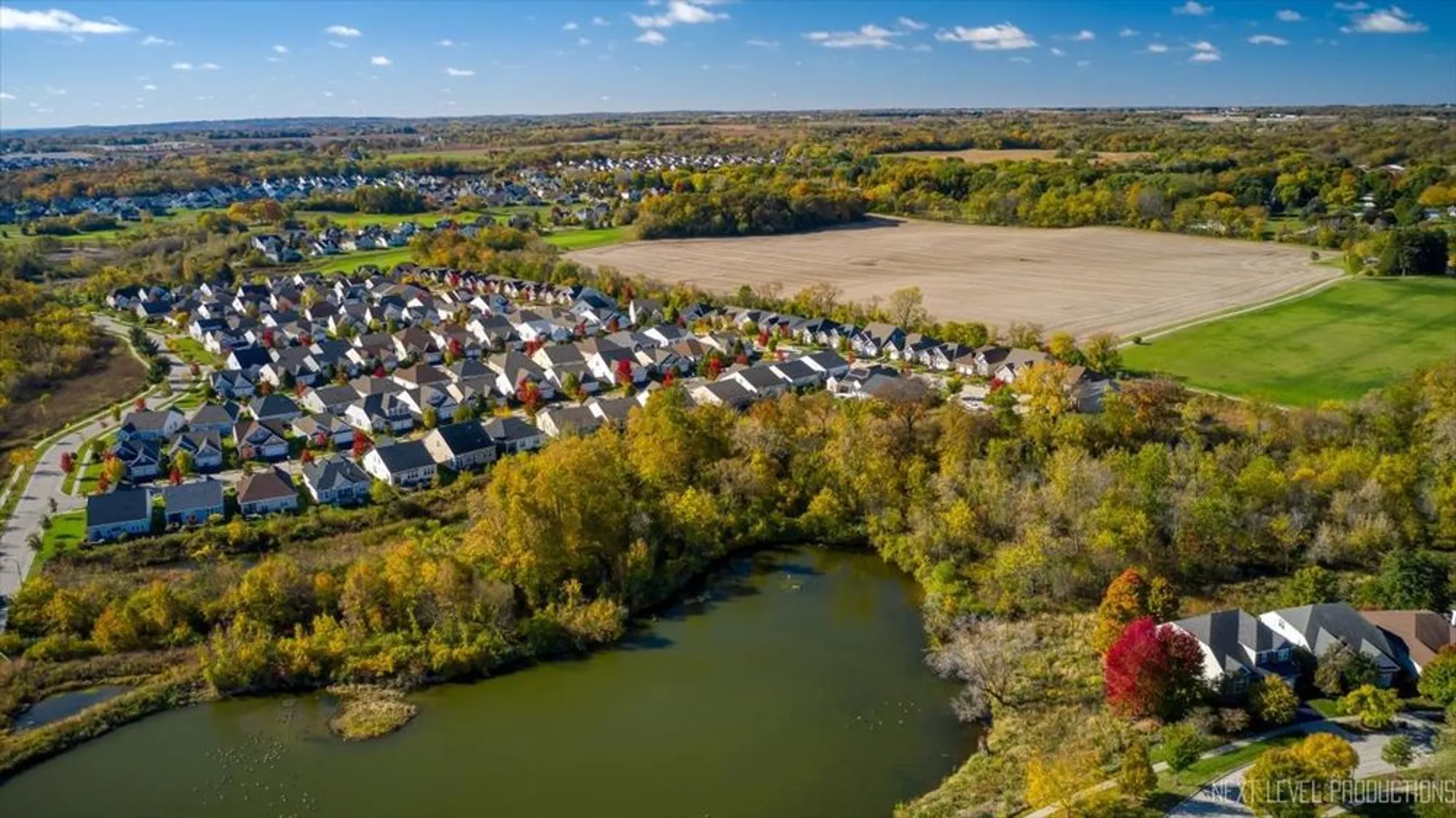 Property Slideshow image 29 of 31 | 3870 crooked creek dr, Elgin, IL, 60124