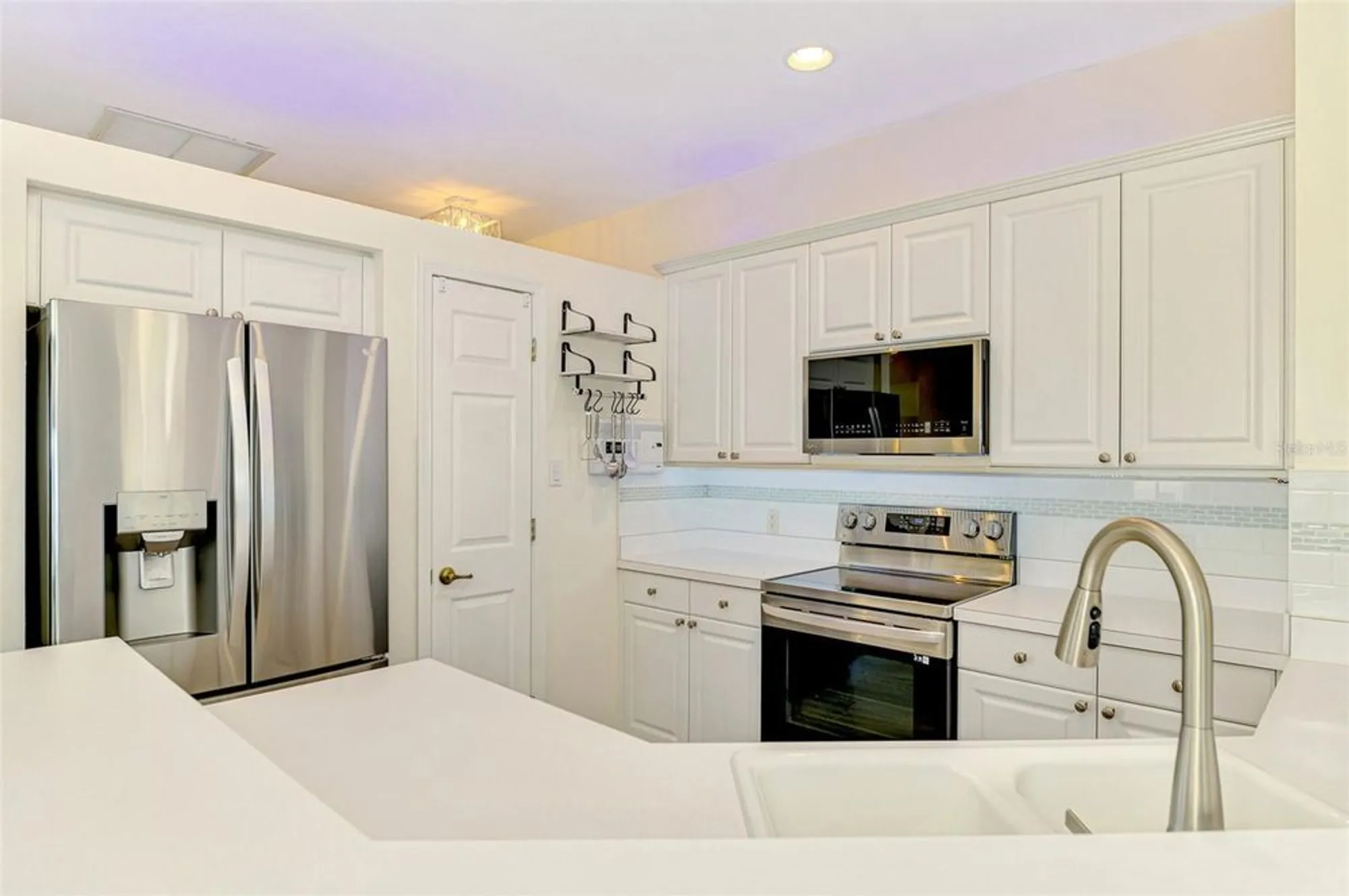 Property Slideshow image 23 of 80 | 3375 osprey ln, Port Charlotte, FL, 33953