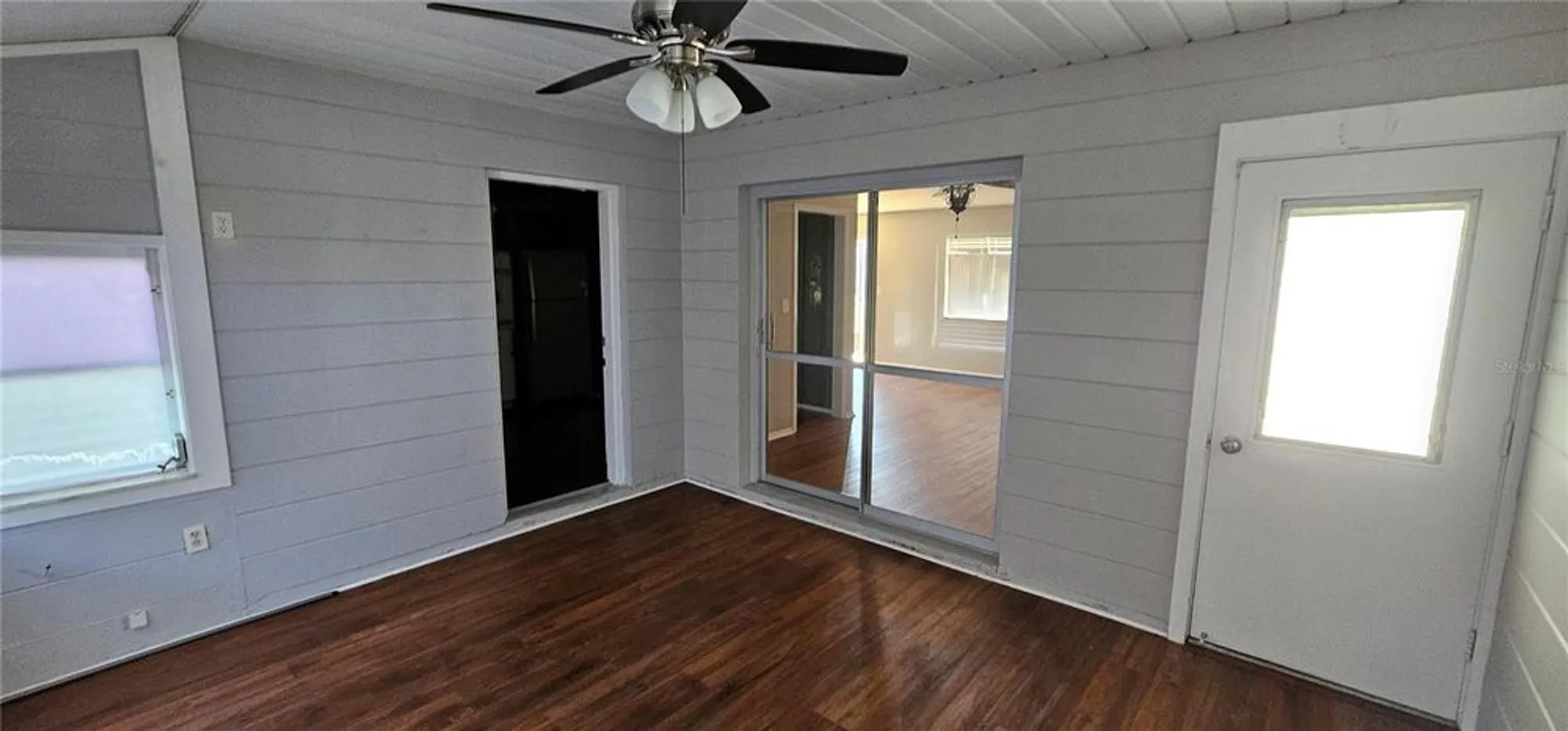 Property Slideshow image 31 of 38 | 1507 n lake dr, Sun City Center, FL, 33573