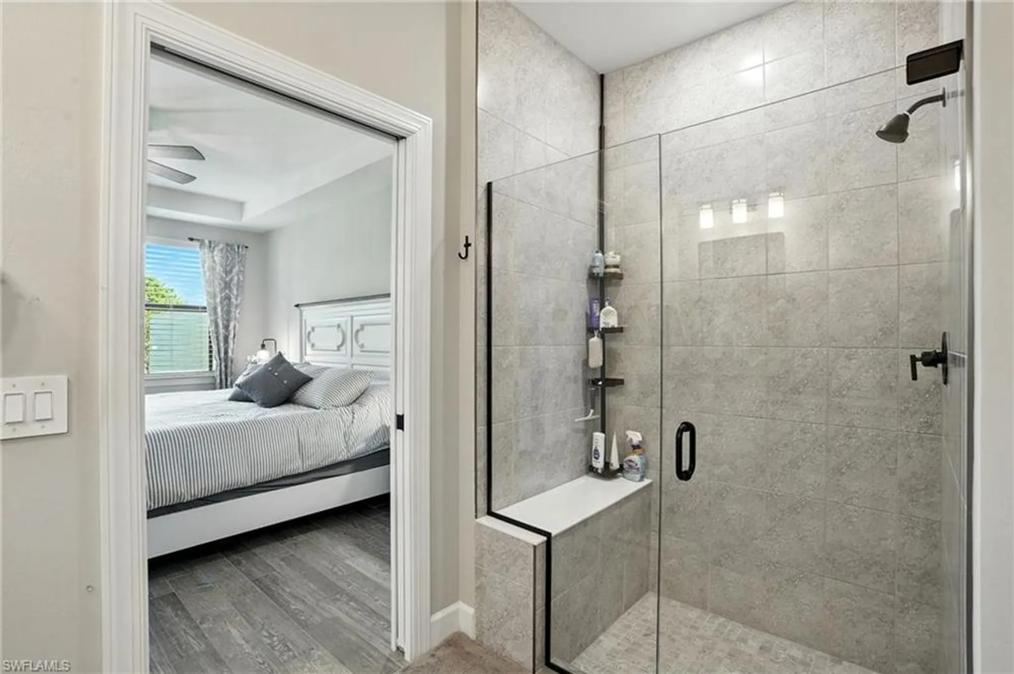 Property Slideshow image 21 of 47 | 12230 canal grande dr, Fort Myers, FL, 33913