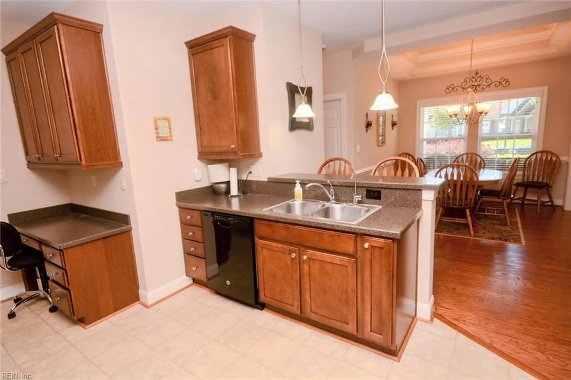 Property Slideshow image 13 of 41 | 1443 thistlewood ln, Chesapeake, VA, 23320