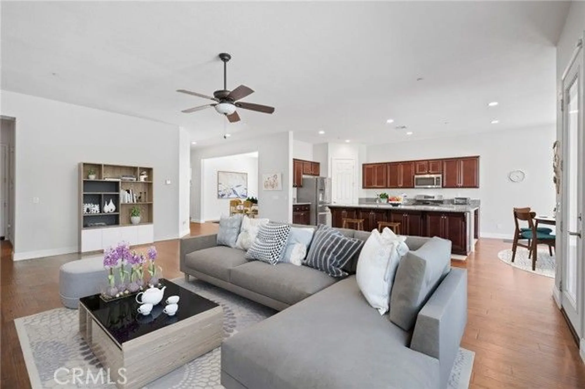 Property Slideshow image 4 of 28 | 9904 toscana dr, Bakersfield, CA, 93306