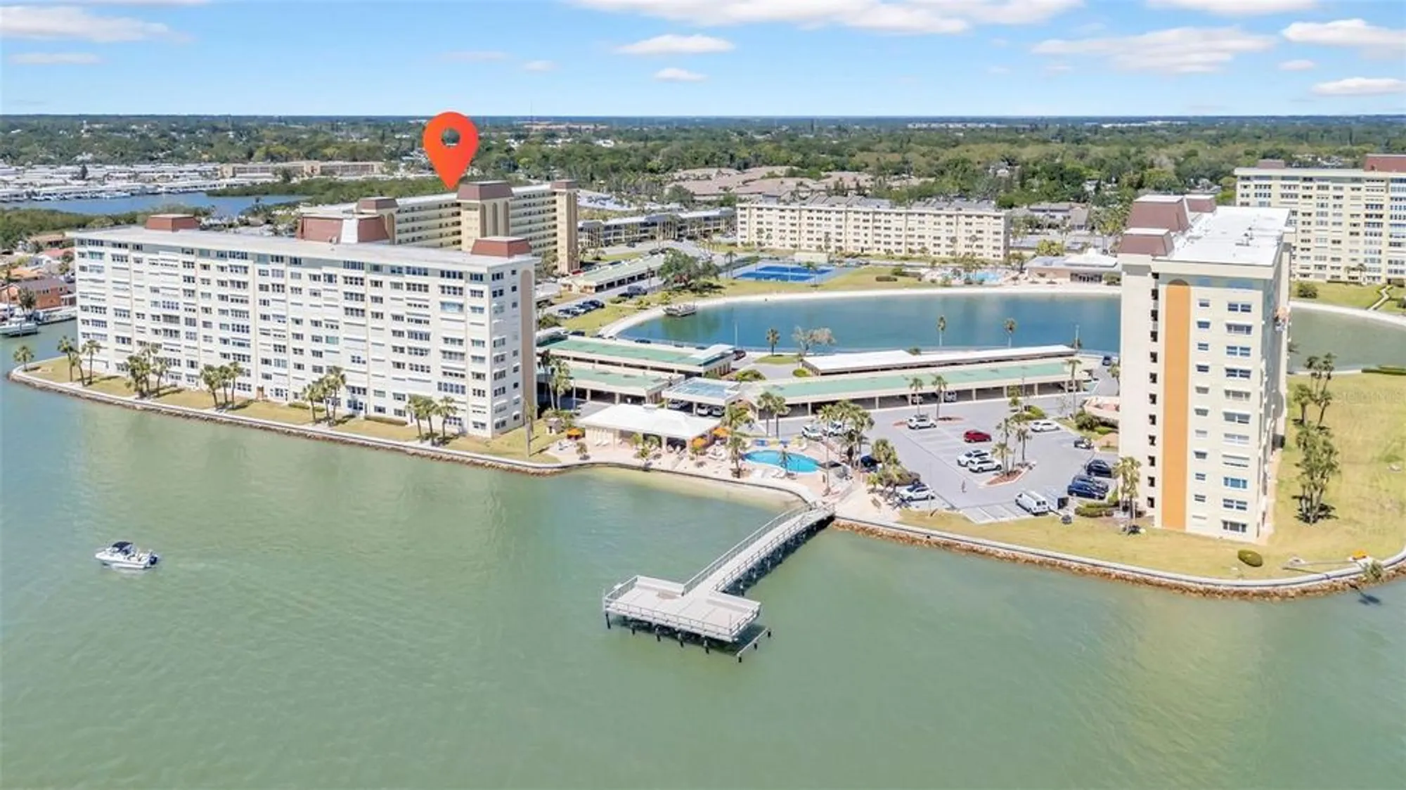 Property Slideshow image 45 of 49 | 4725 cove cir apt 302, St Petersburg, FL, 33708