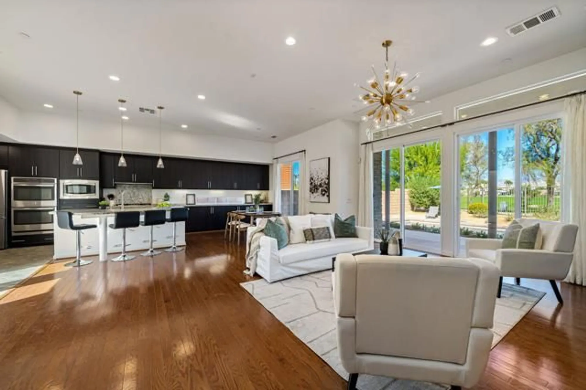 Property Slideshow image 16 of 48 | 730 equinox way, Palm Springs, CA, 92262