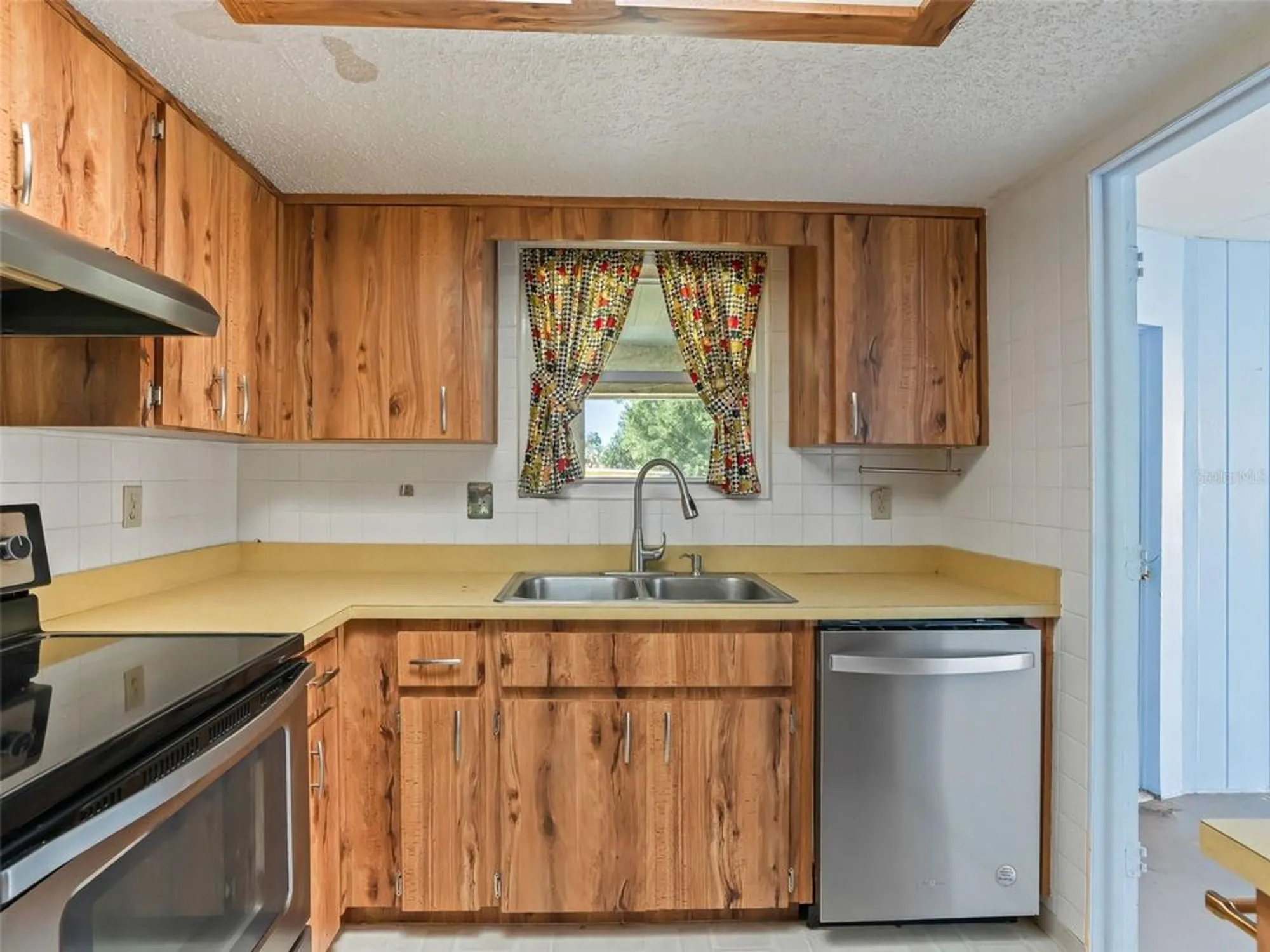 Property Slideshow image 12 of 37 | 9055 sw 102nd pl, Ocala, FL, 34481