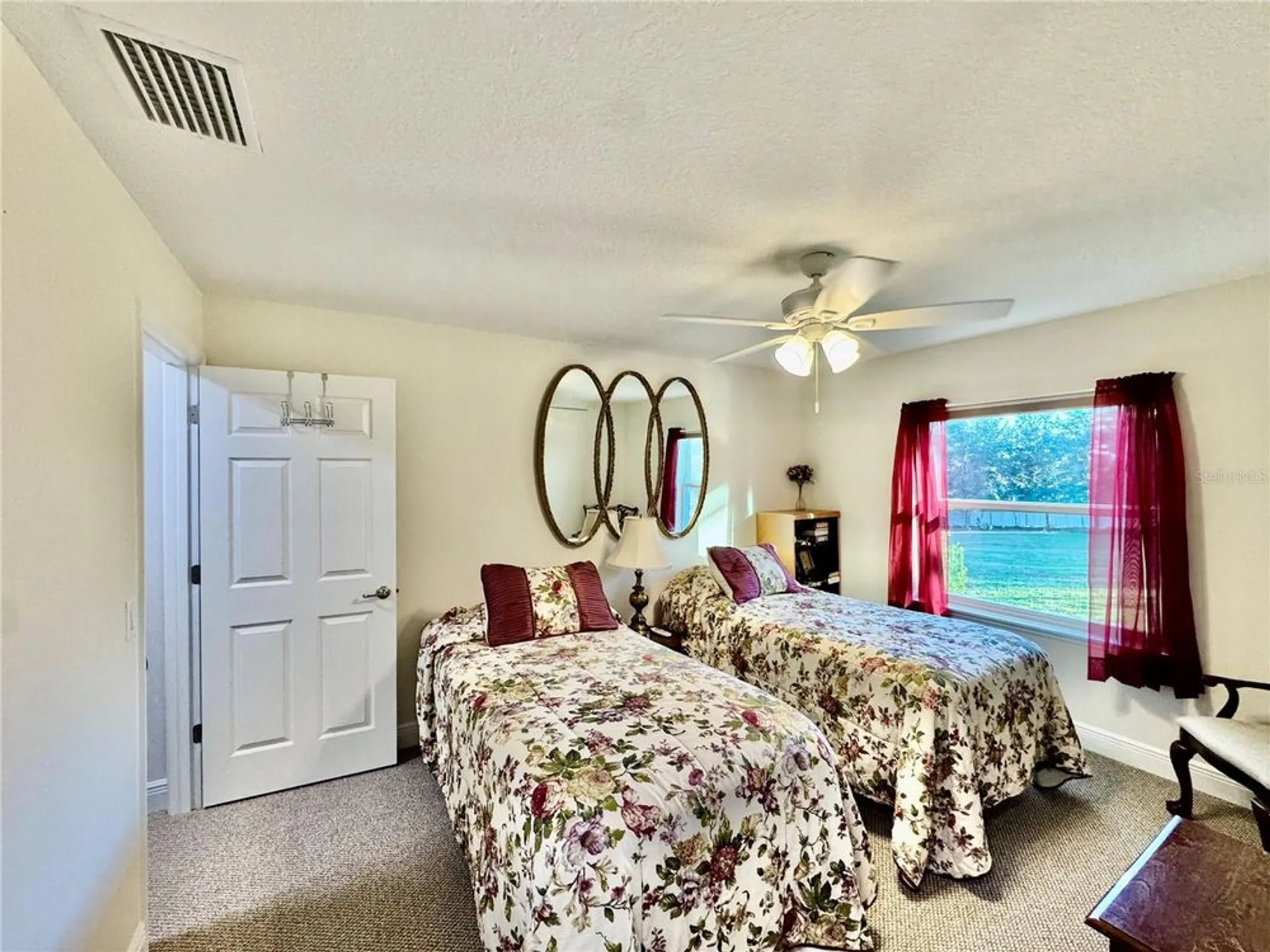 Property Slideshow image 22 of 65 | 2218 n heritage oaks path, Hernando, FL, 34442