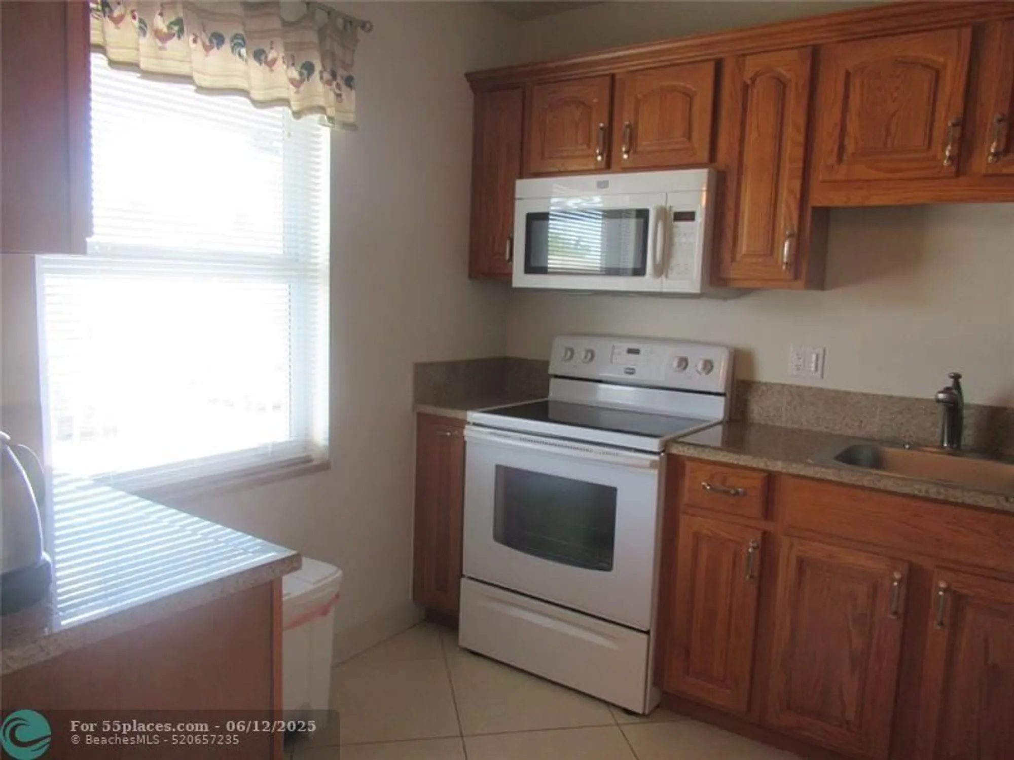 Property Slideshow image 9 of 31 | 601 nw 76th ter 206, Margate, FL, 33063