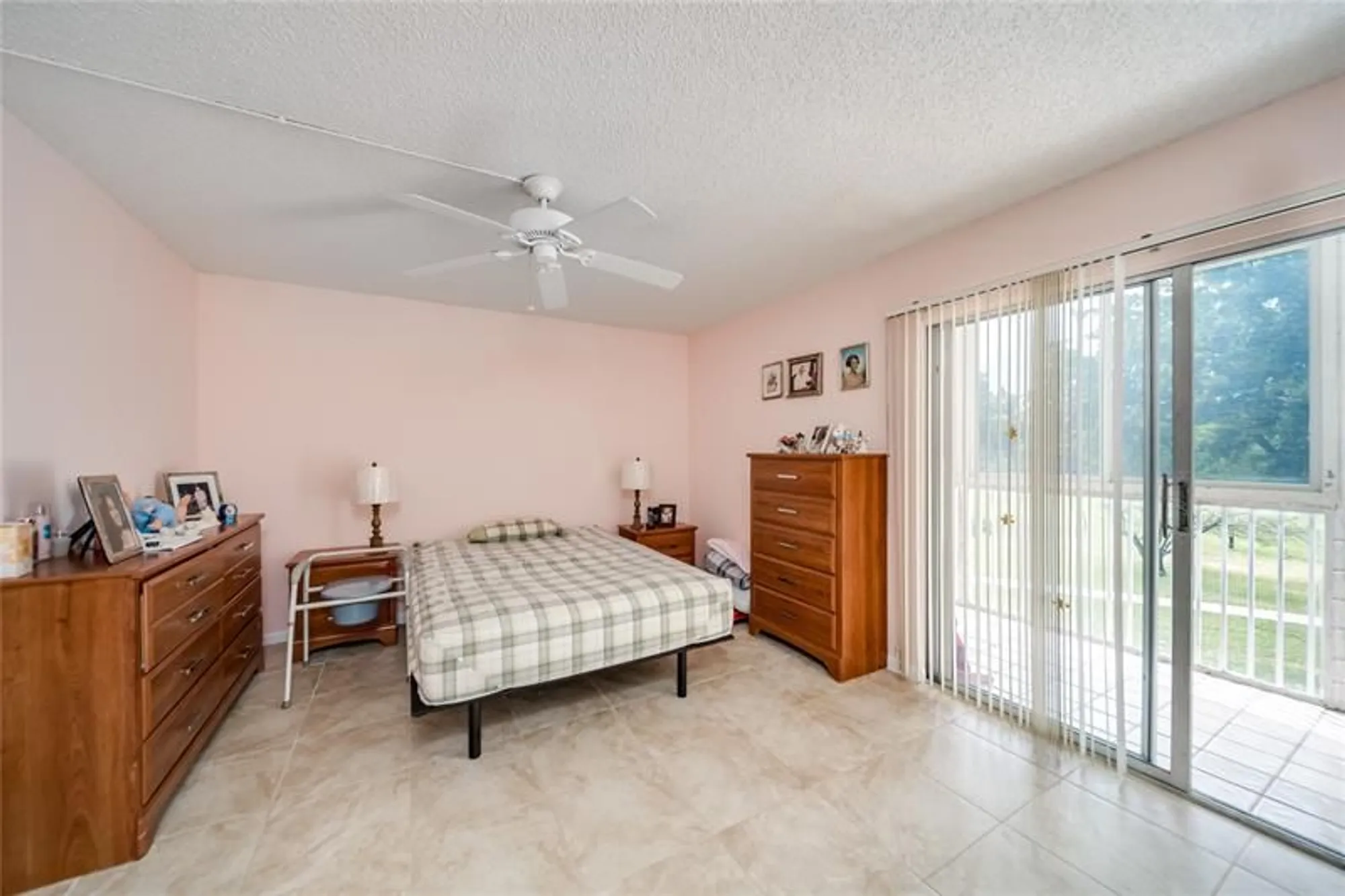 Property Slideshow image 17 of 44 | 13250 sw 7th ct 303l, Pembroke Pines, FL, 33027
