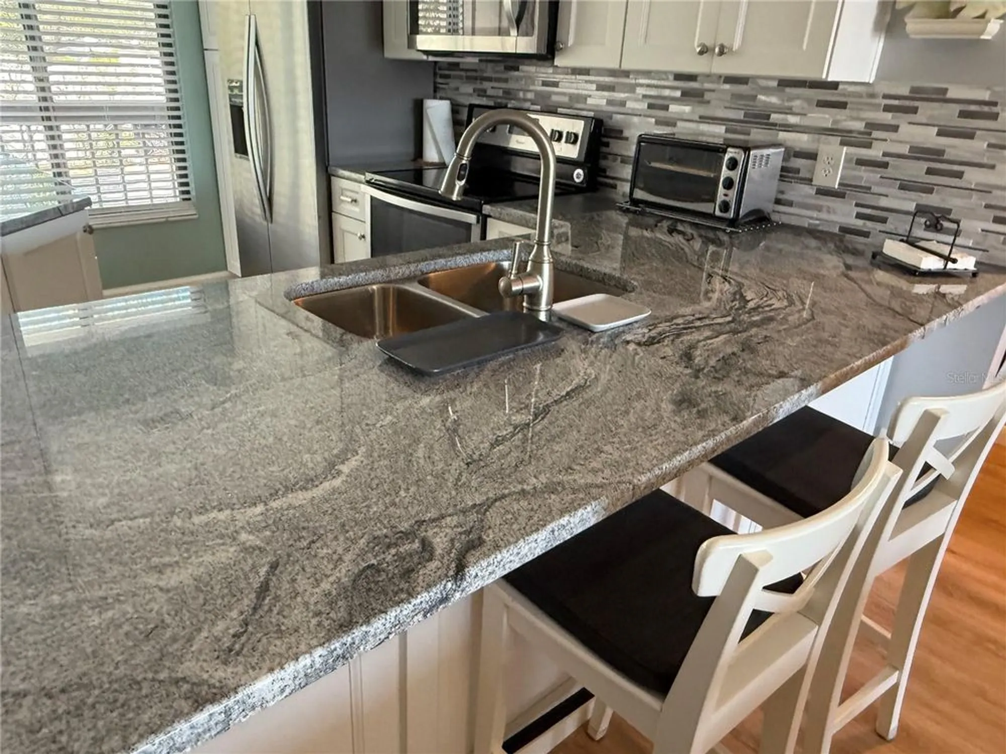 Property Slideshow image 11 of 35 | 6268 palma del mar blvd s apt 215, St Petersburg, FL, 33715