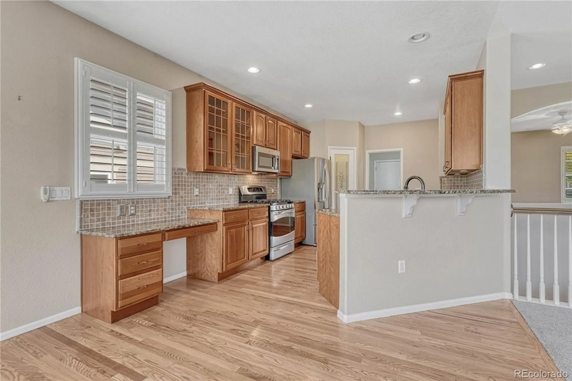 Property Slideshow image 12 of 46 | 8107 s catawba ct, Aurora, CO, 80016