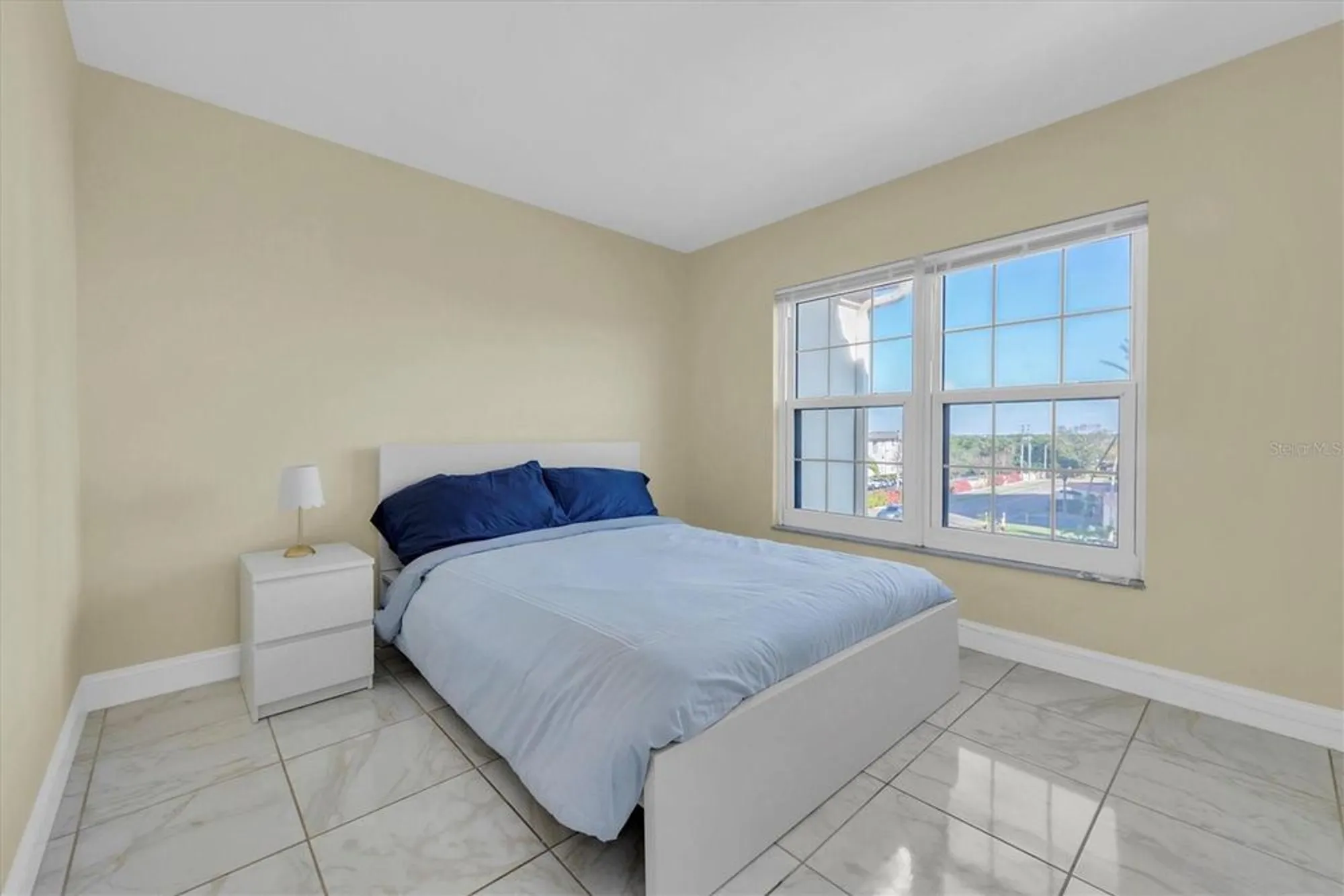 Property Slideshow image 21 of 33 | 19029 us highway 19 n apt 8-25, Clearwater, FL, 33764