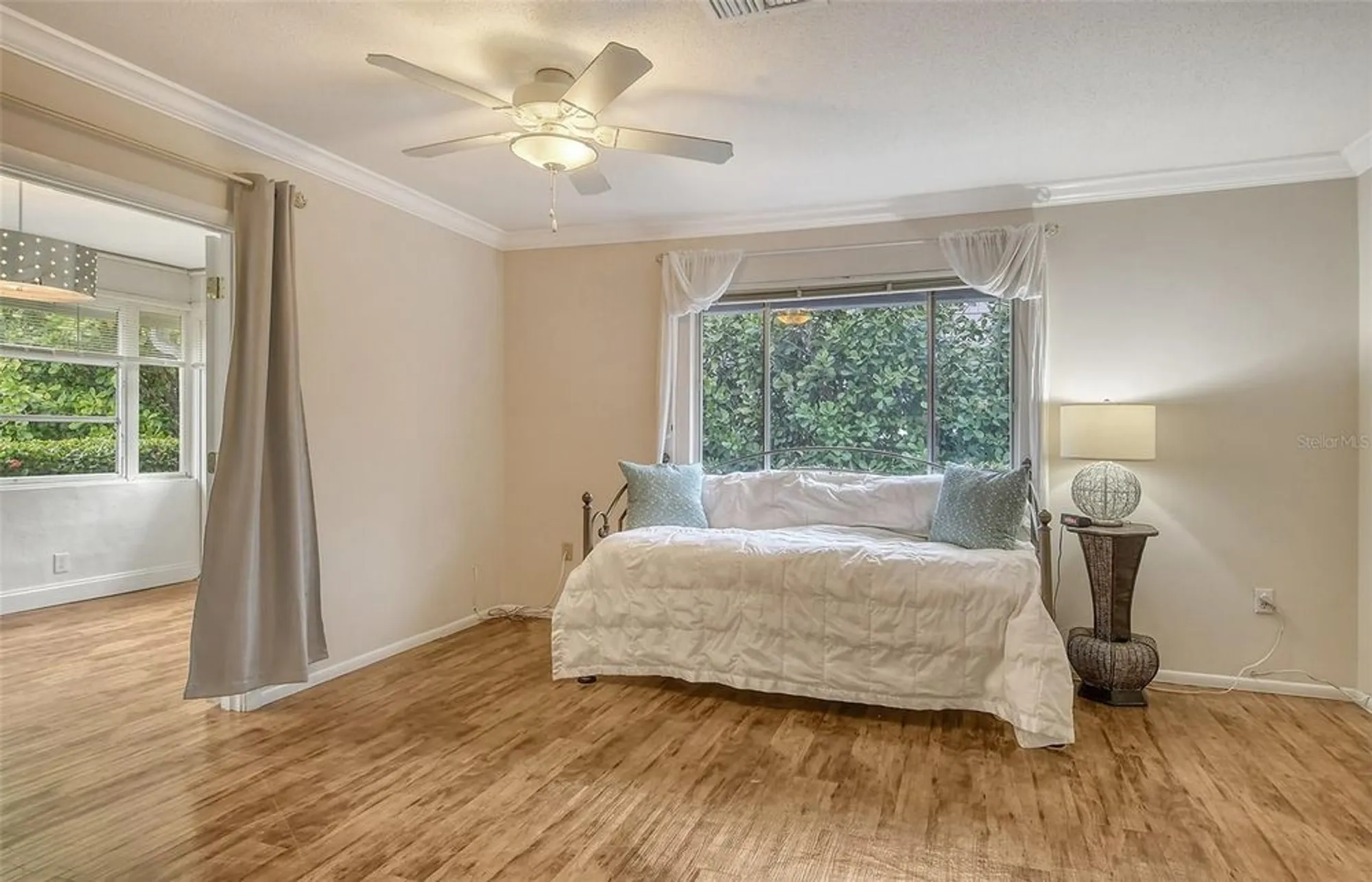 Property Slideshow image 21 of 35 | 2325 riverbluff pkwy # v247, Sarasota, FL, 34231