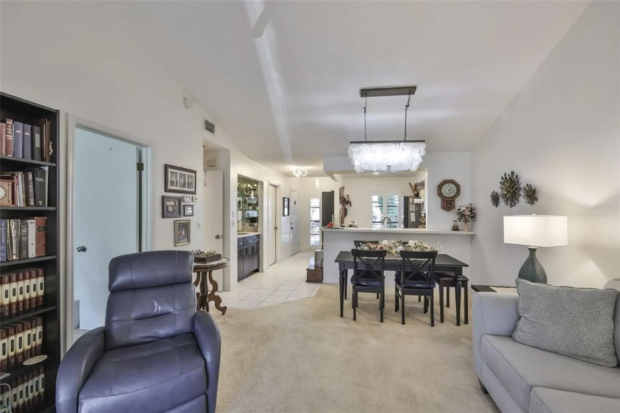 Property Slideshow image 13 of 37 | 313 knottwood ct, Sun City Center, FL, 33573