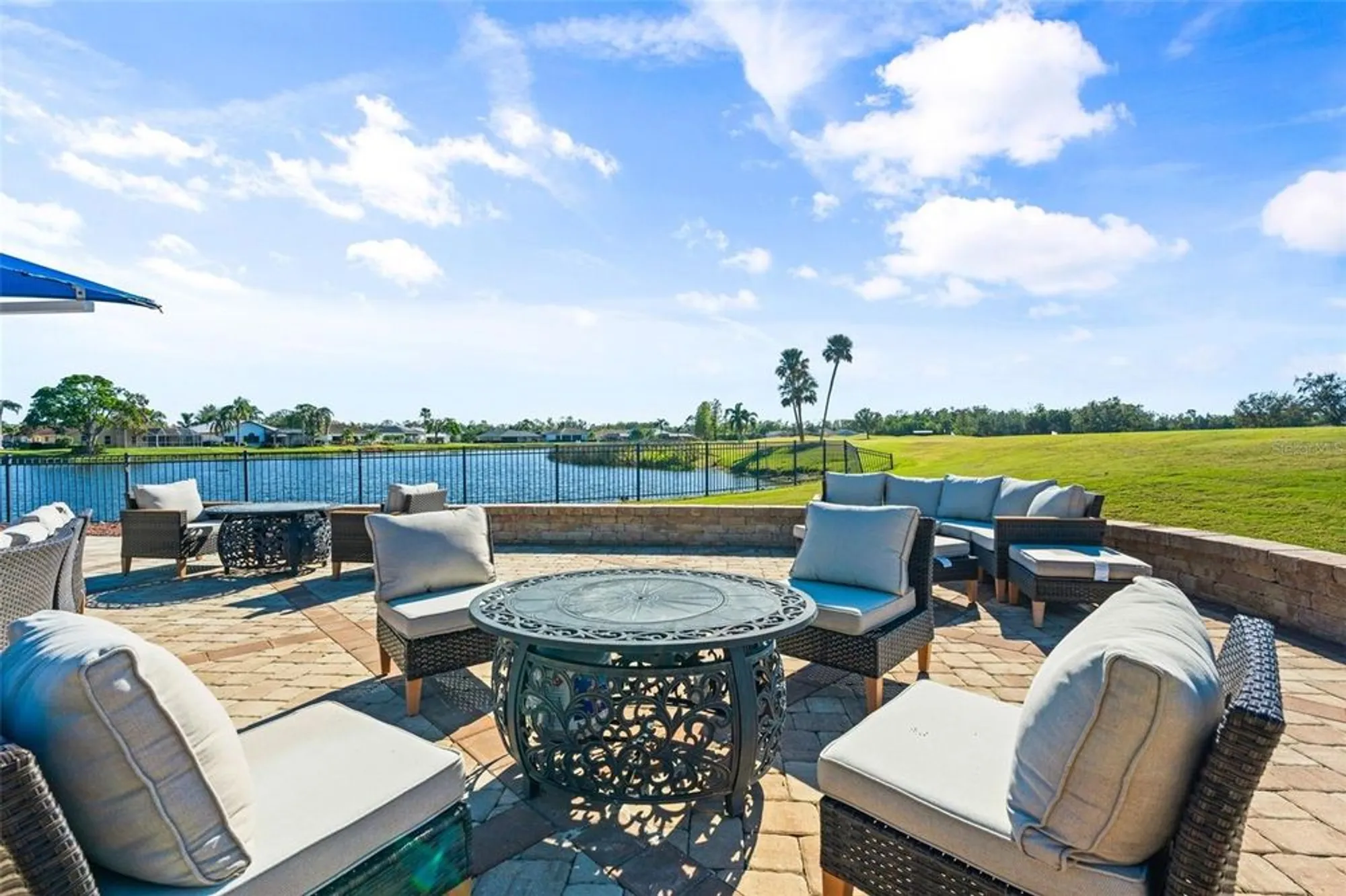 Property Slideshow image 51 of 75 | 6736 fairview ter # 6736, Bradenton, FL, 34203